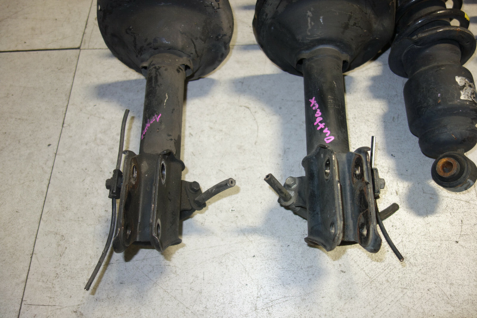 JDM Subaru Legacy Wagon Outback KYB Shocks Coil Springs Strut Suspension 2005-09