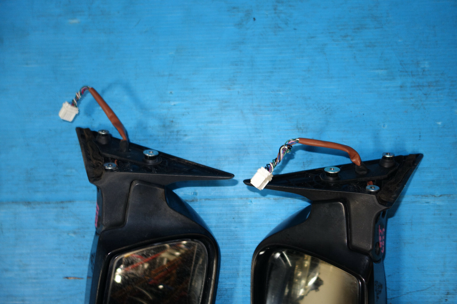 JDM Subaru Legacy OEM Power Folding Mirrors Signals & Switch 2005-2009 #6023