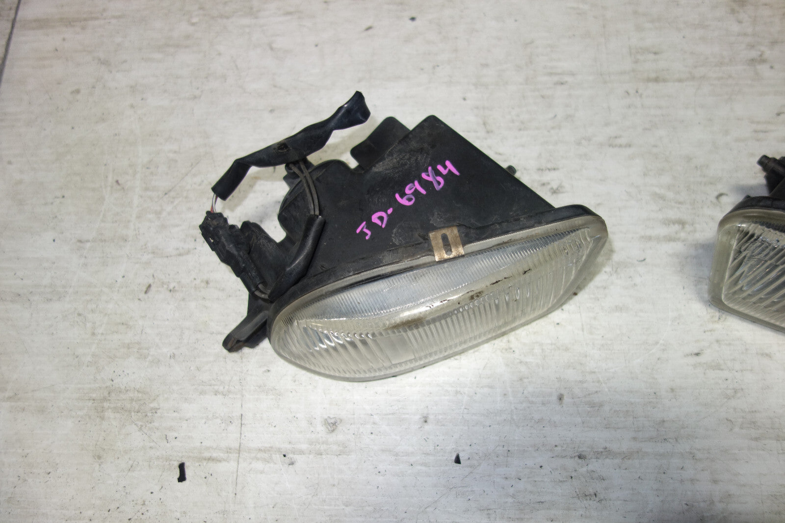 JDM Toyota Celica ST202 Front Fog Lights Fog Lamps 1994-1999 Used OEM Left Right
