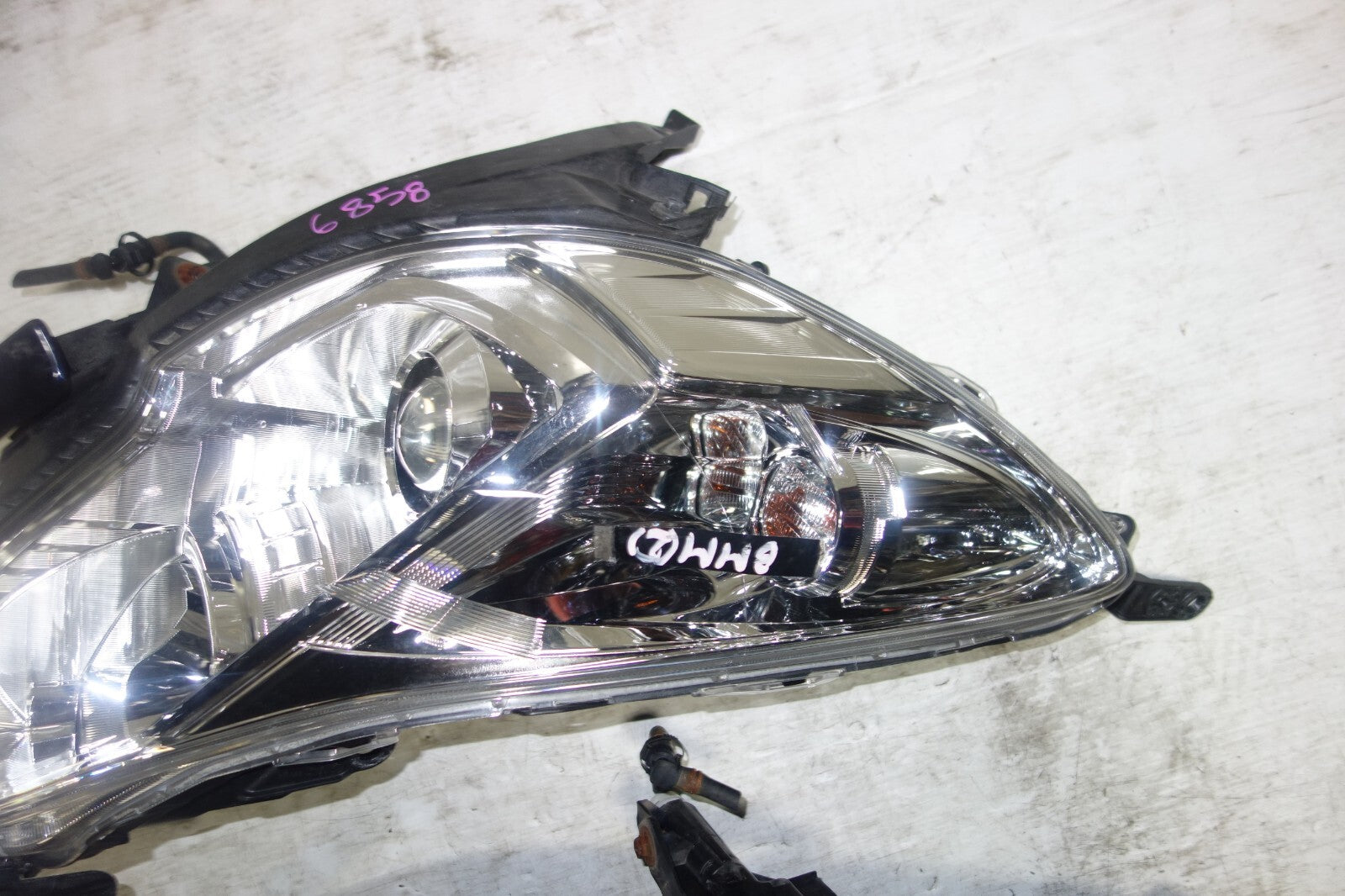 JDM Subaru Legacy Outback Clear Headlights Lamps HID Genuine 2010-2014