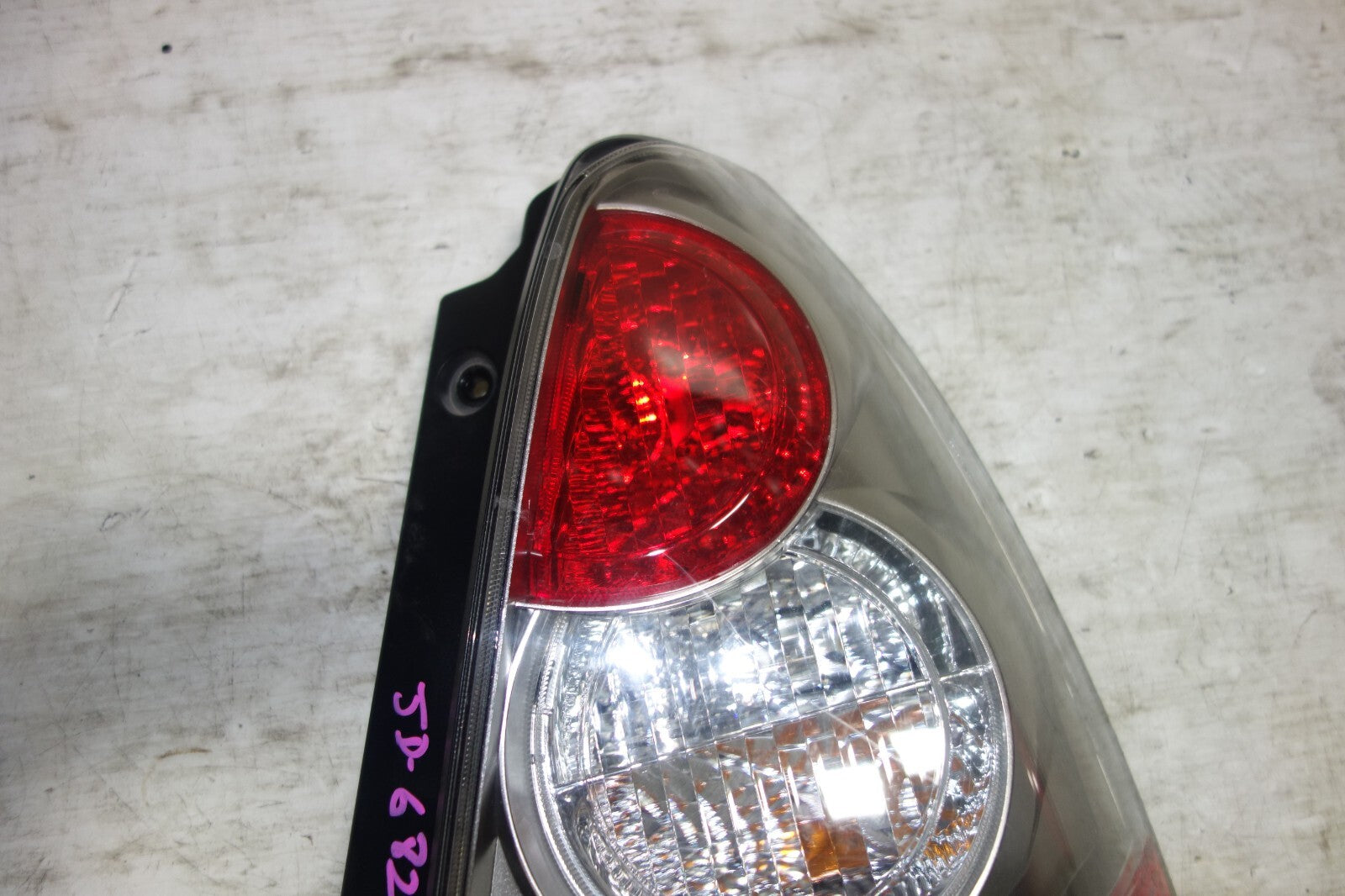 JDM Subaru Forester Tail Lights Taillamps Taillights 2006 2007 2008 Left & Right