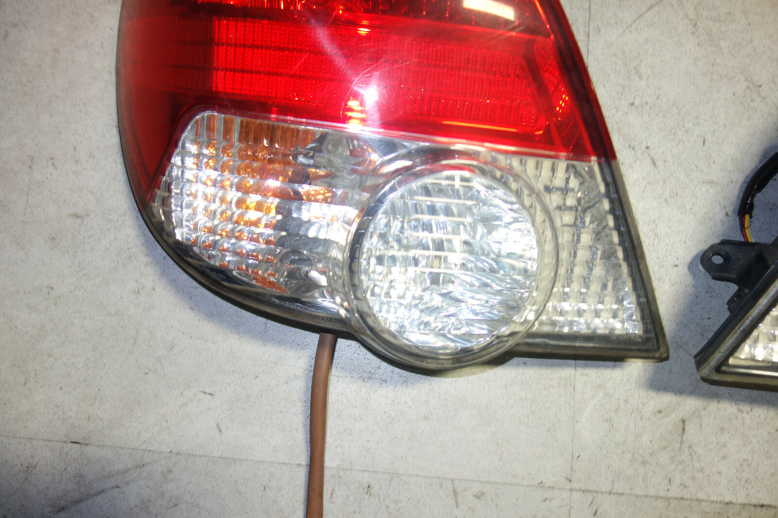 JDM Subaru Impreza WRX STi Outback Sport Wagon RS TS Tail Lights Lamps 2004-2005