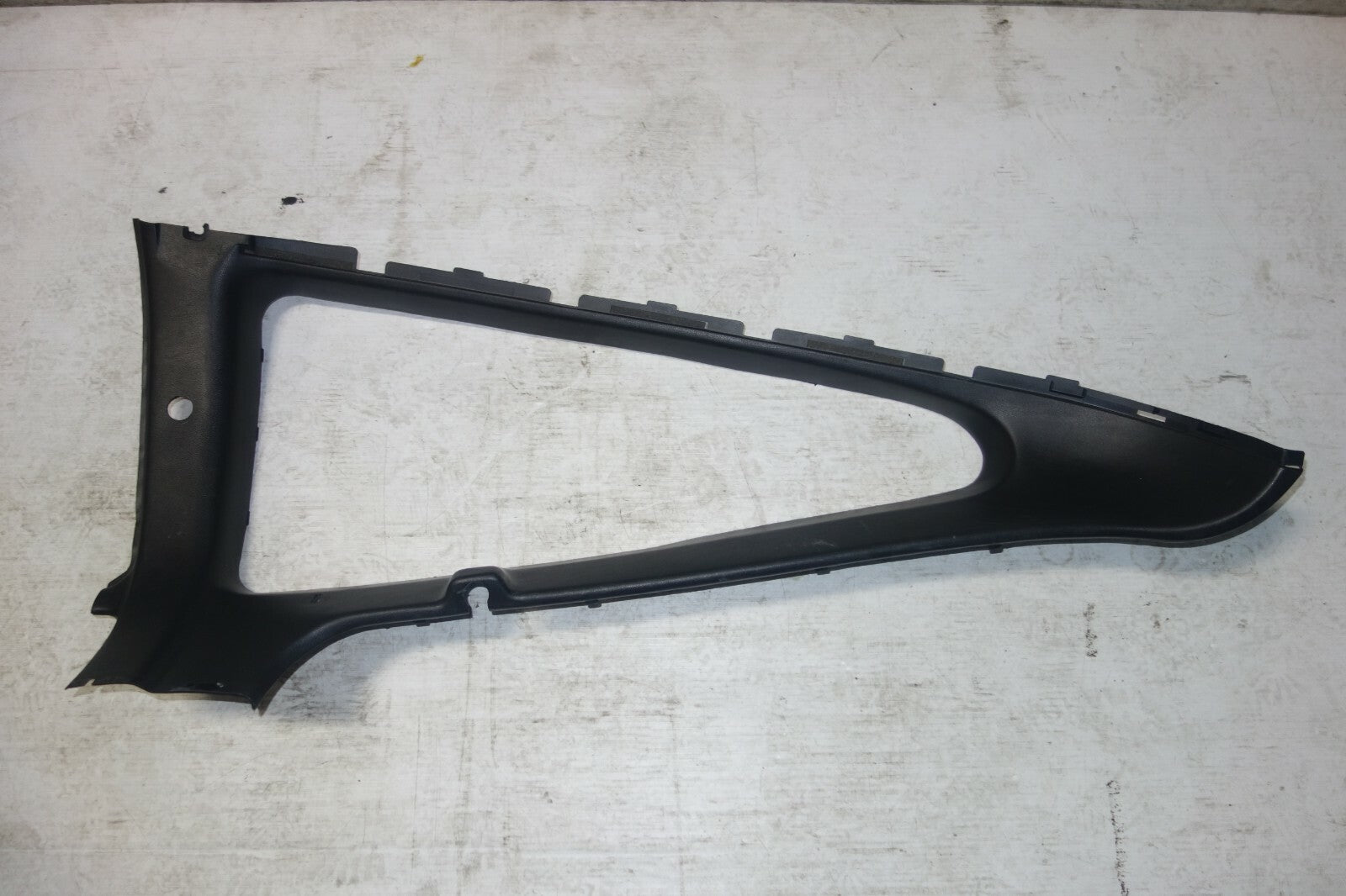 JDM Honda CRX Si Rear Quarter Panel Trim Plastic For Glass OEM LH 1988-1991