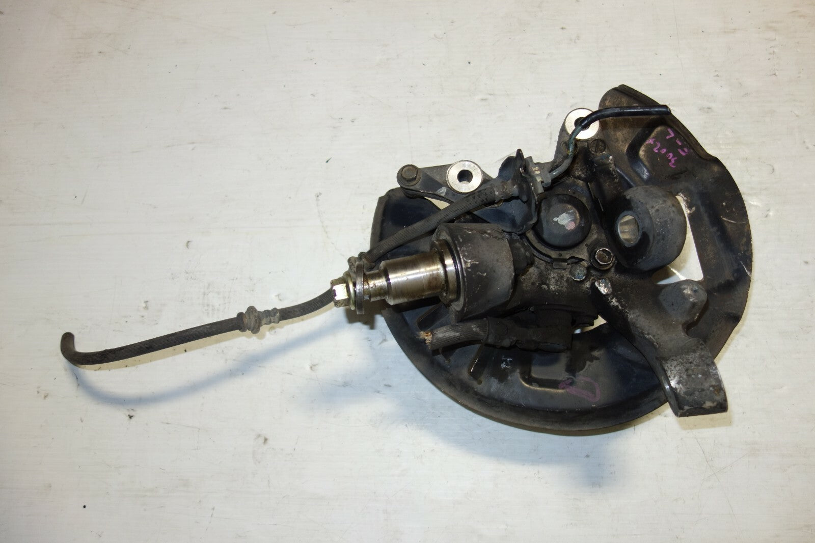 JDM Nissan 300zx Front Left Wheel Hub Bearing Spindle Low Mileage 1990-1996