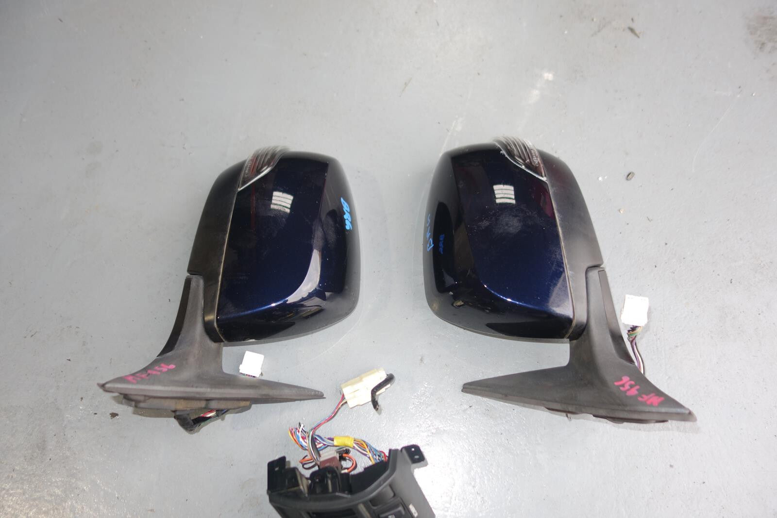 JDM 2010-2014 Subaru Legacy BR BM Power Folding Mirrors + Signal Lights OEM