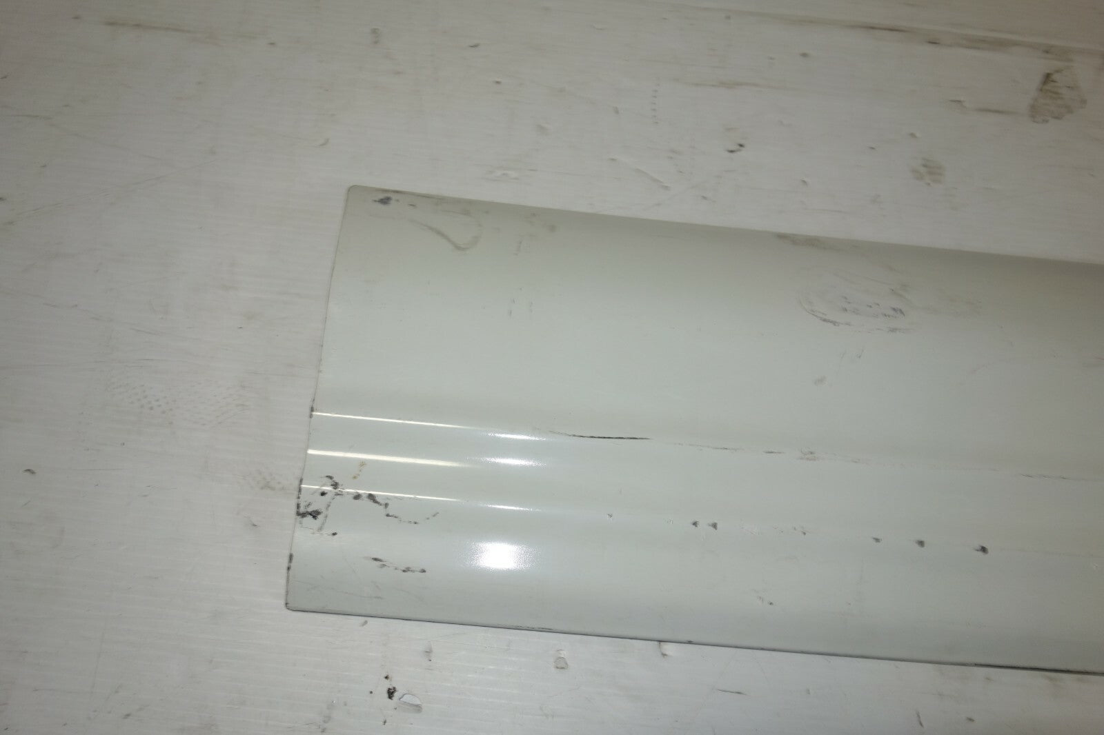 JDM Subaru Forester SF5 OEM Front Door Molding Trim Panel 2001-2002 Front Left