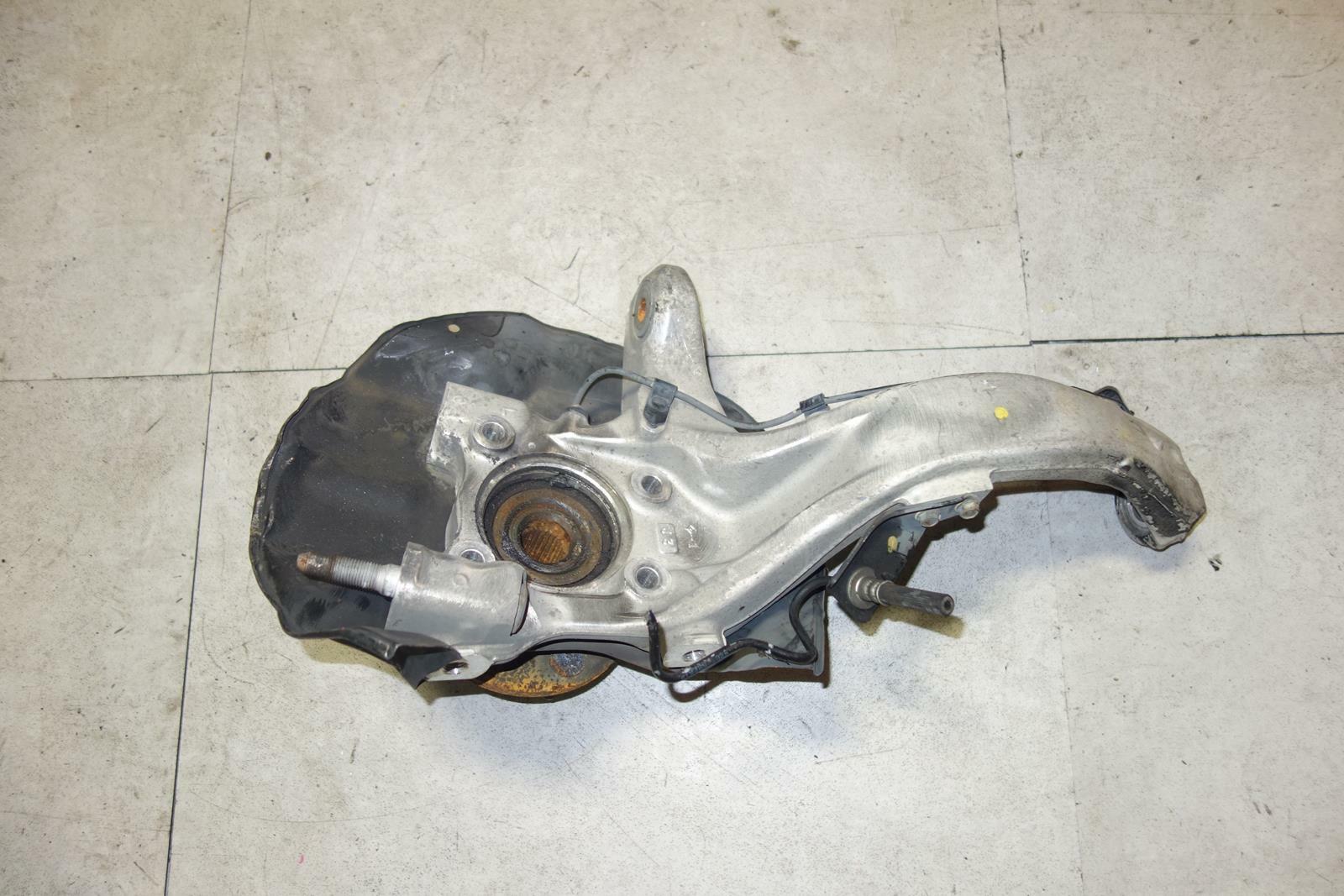 Genuine Acura RL Front Left Wheel Hub Bearing Knuckle Spindle Low Mile 2005-2012