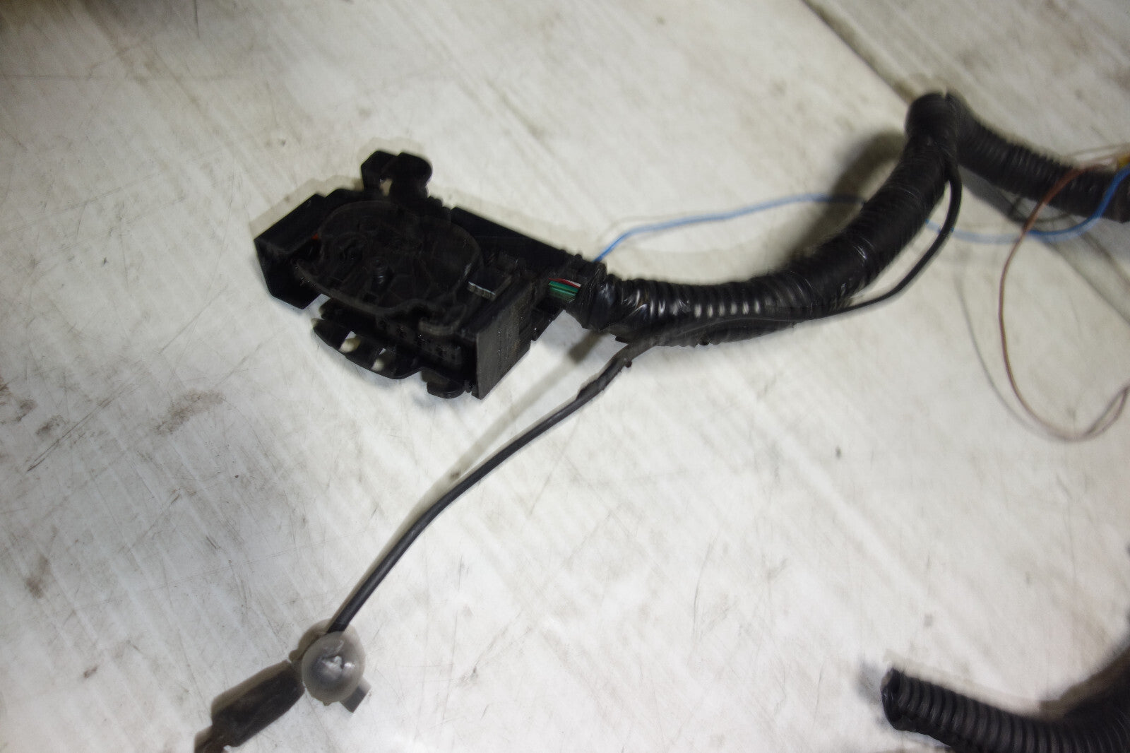 JDM Subaru Legacy EJ20 Turbo 6speed Computer Wire Harness Loom Wiring 22611AN150