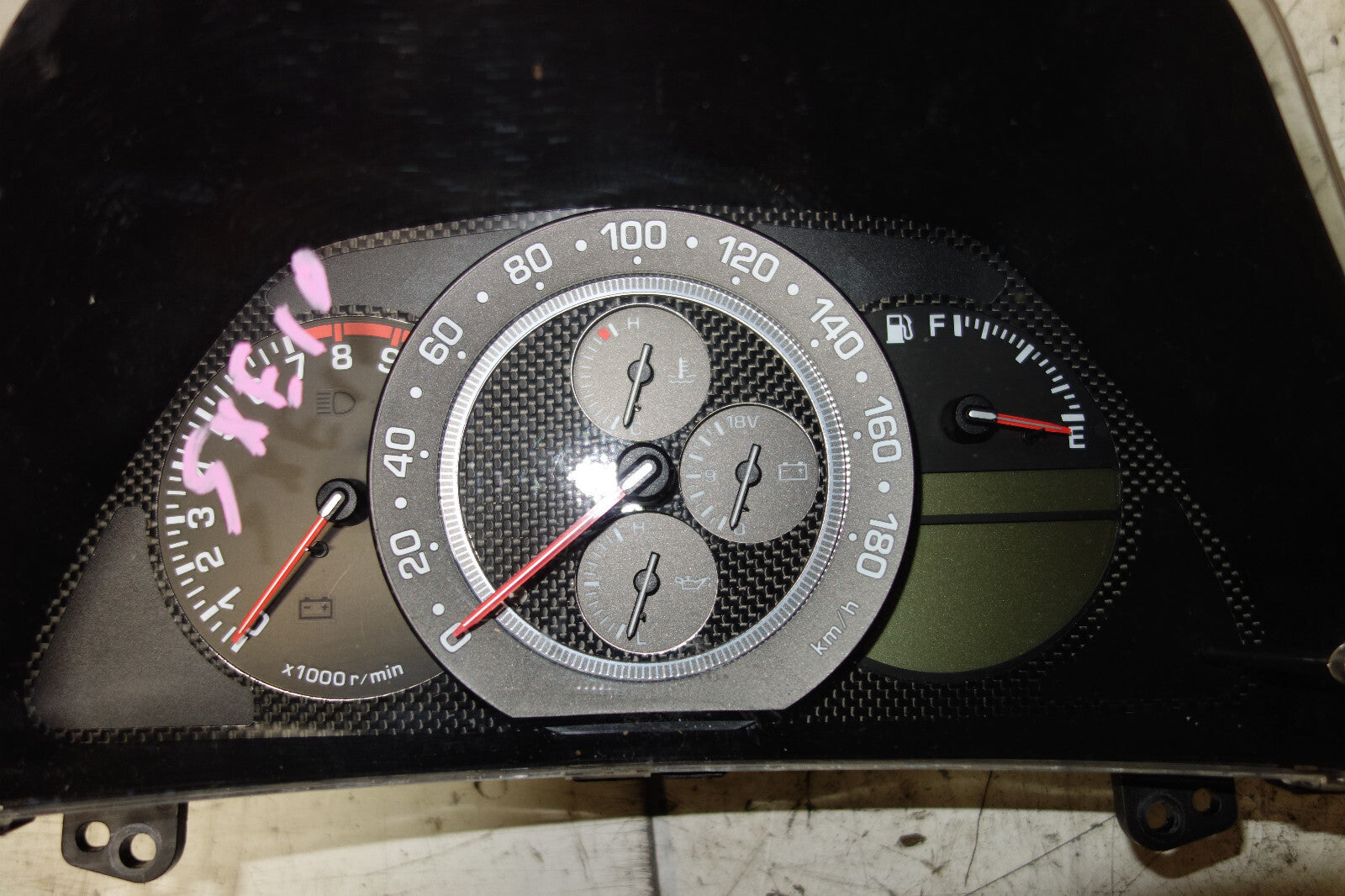JDM Lexus IS300 Toyota Altezza Gauge Cluster Speedometer 2001-2005 Automatic A/T
