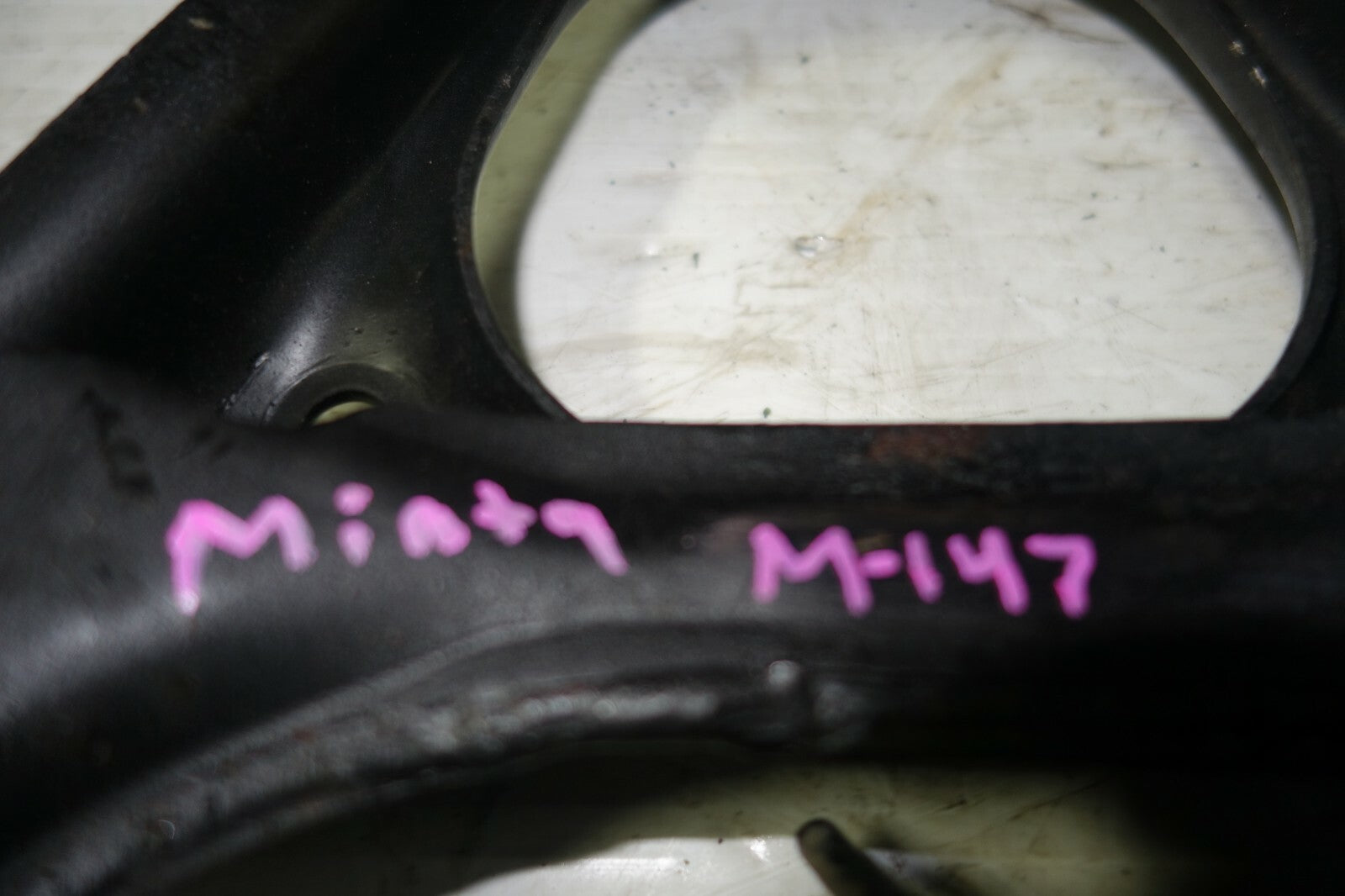 JDM 1999-2005 MAZDA MIATA OEM FRONT UPPER CONTROL ARM BALL JOINT RIGHT SIDE
