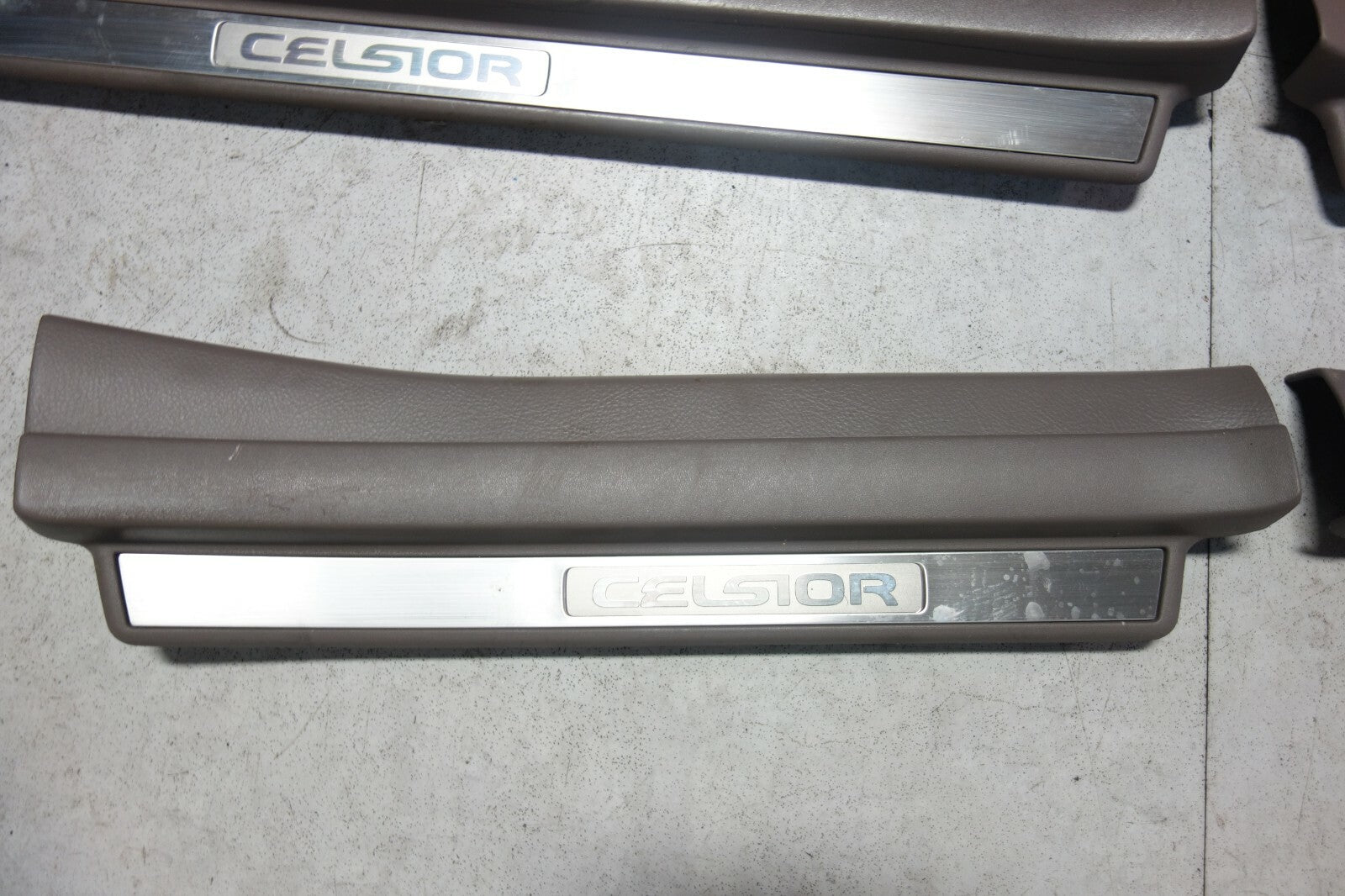 JDM Lexus LS430 Toyota Celsior Door Sills Scuff Plates 2001-2006 UCF30 UCF31