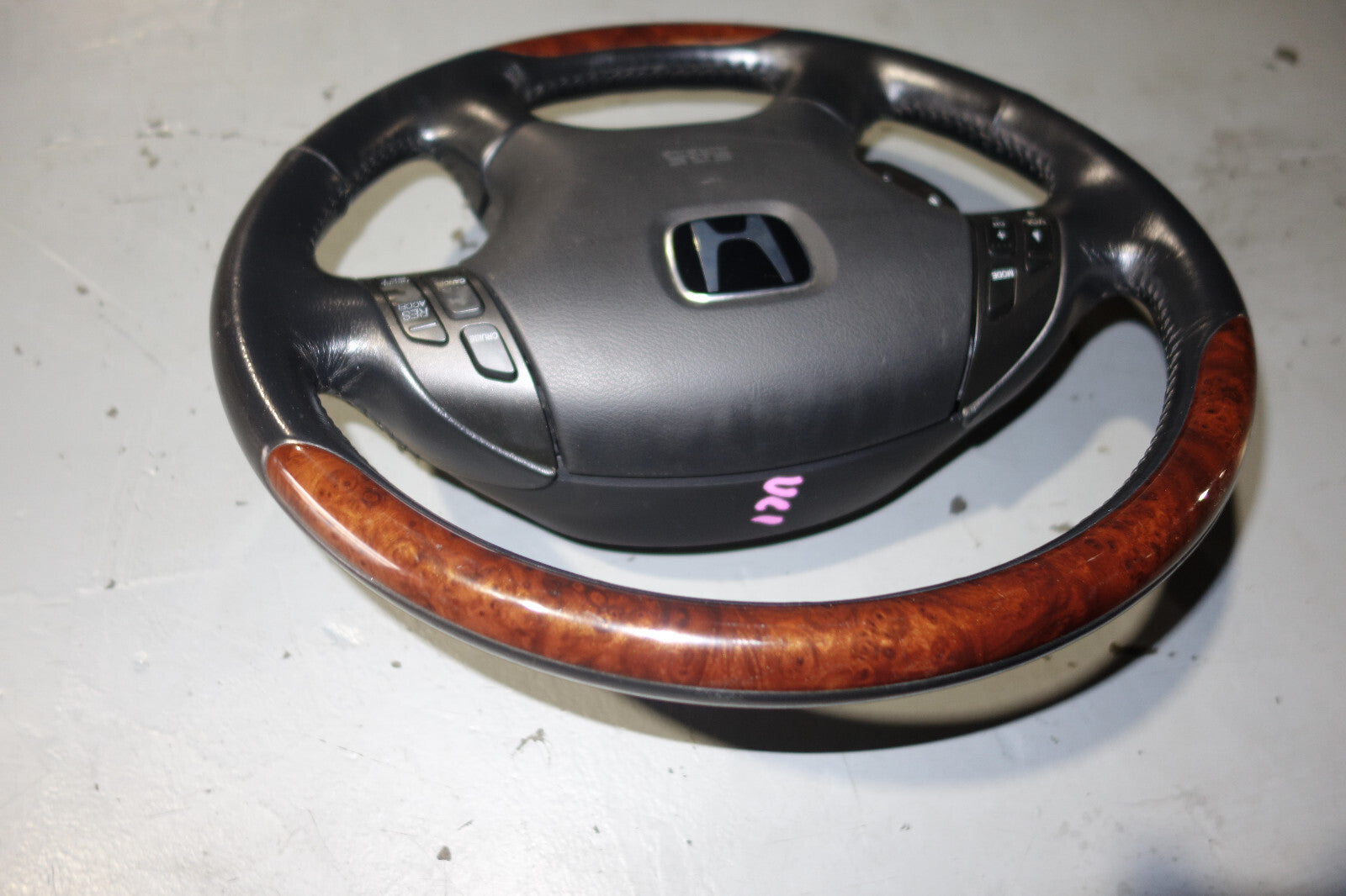 JDM 2003-2004-2005-2006-2007 Honda Inspire UC1 Honda Accord Steering Wheel OEM