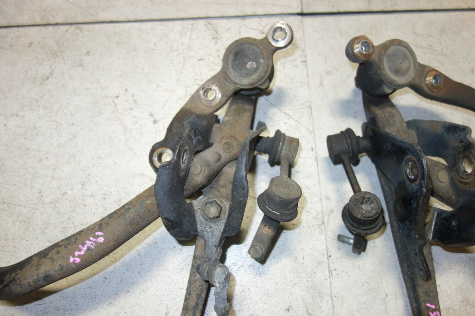 JDM Lexus GS300 GS400 GS430 Front Lower Control Arms Suspension 1998-2005