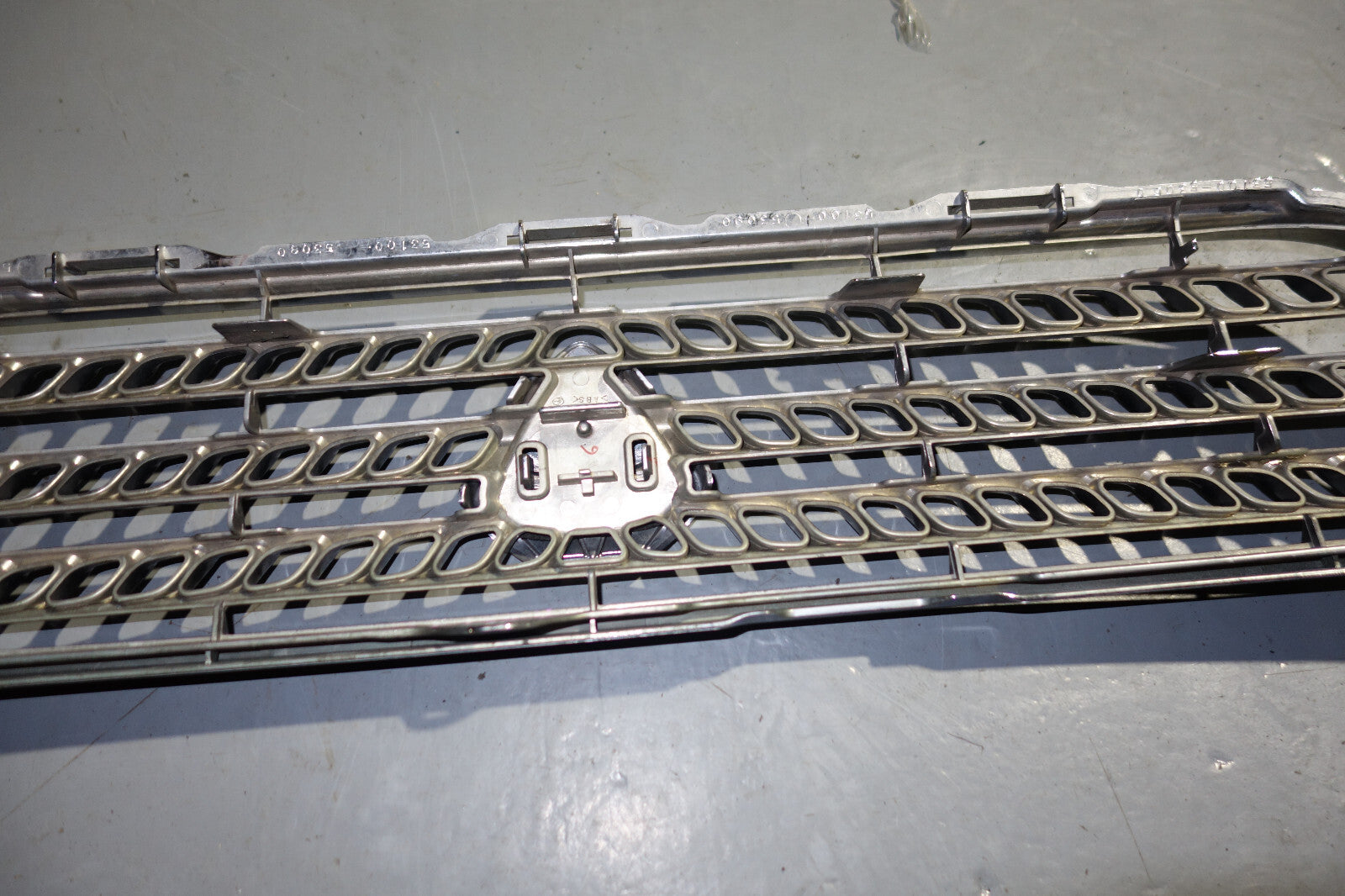 JDM Toyota Altezza Grille Lexus IS300 Grille OEM Japan 2001-2002-2003-2004-2005