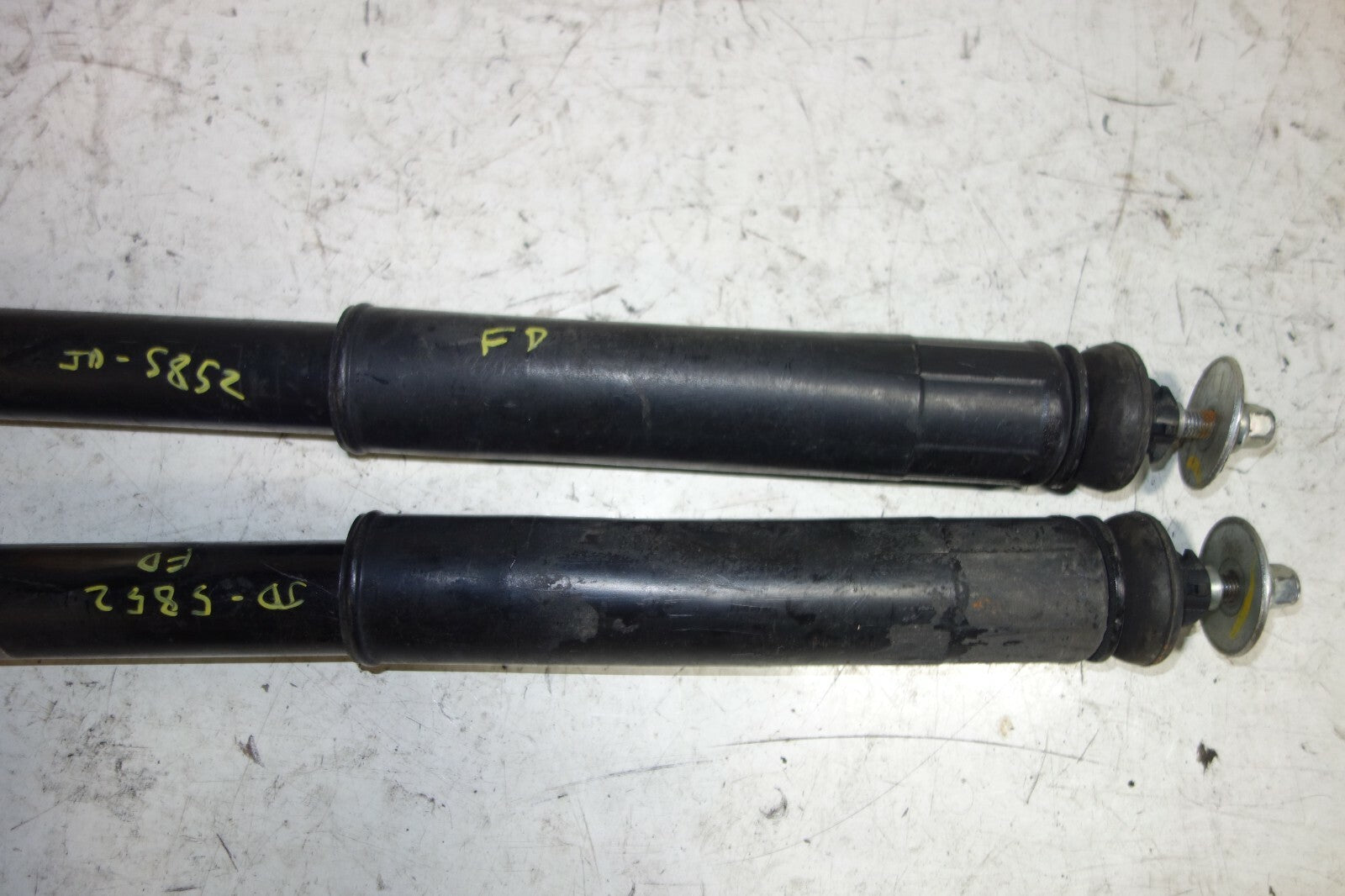 JDM Honda Civic FD1 Rear Strut / Shocks 2006 2007 2008 2009 2010 2011 Pair