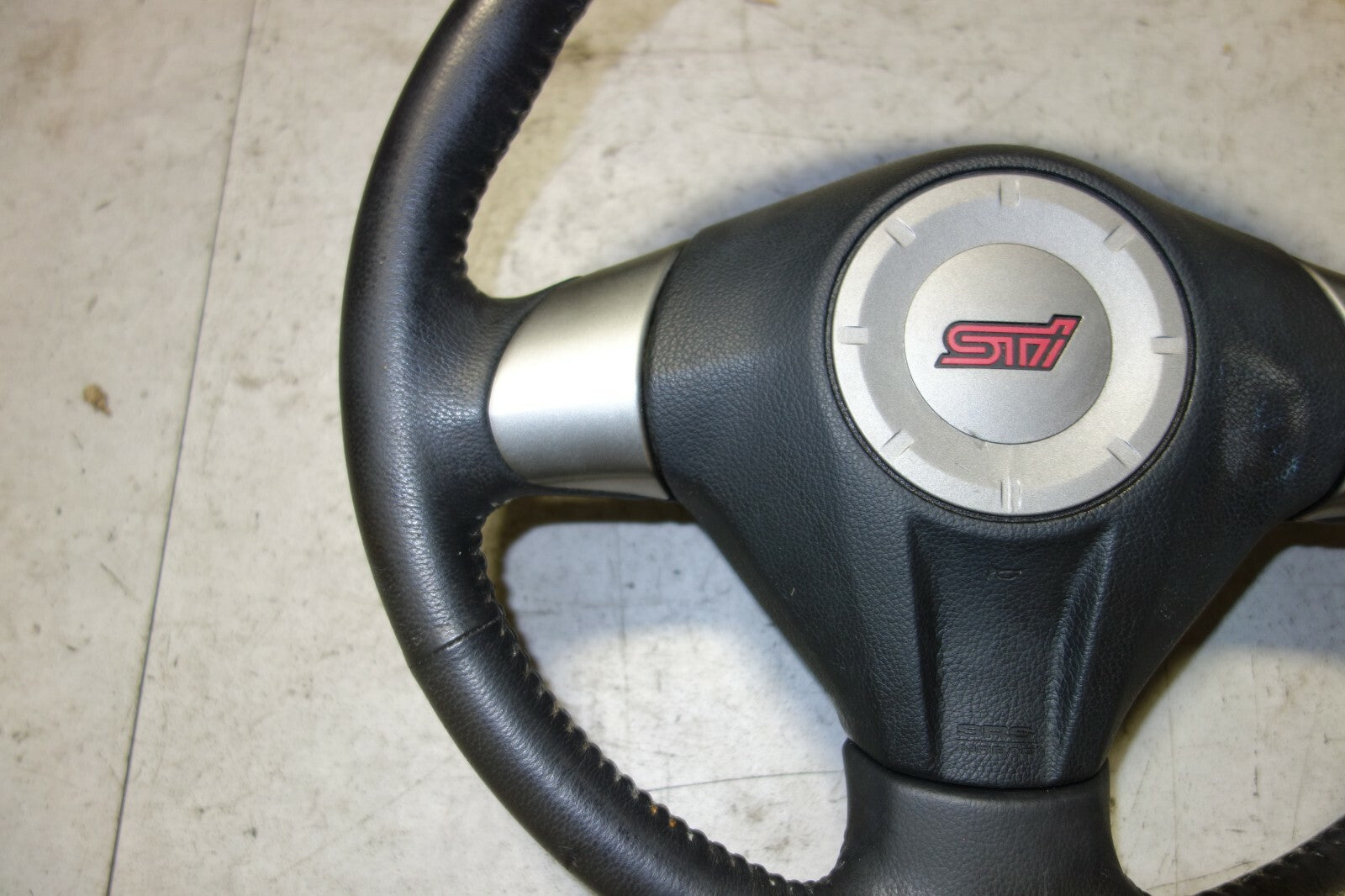JDM 2008-2014 SUBARU IMPREZA WRX STI GRF GRB STEERING WHEEL & HUB STI V10 RARE