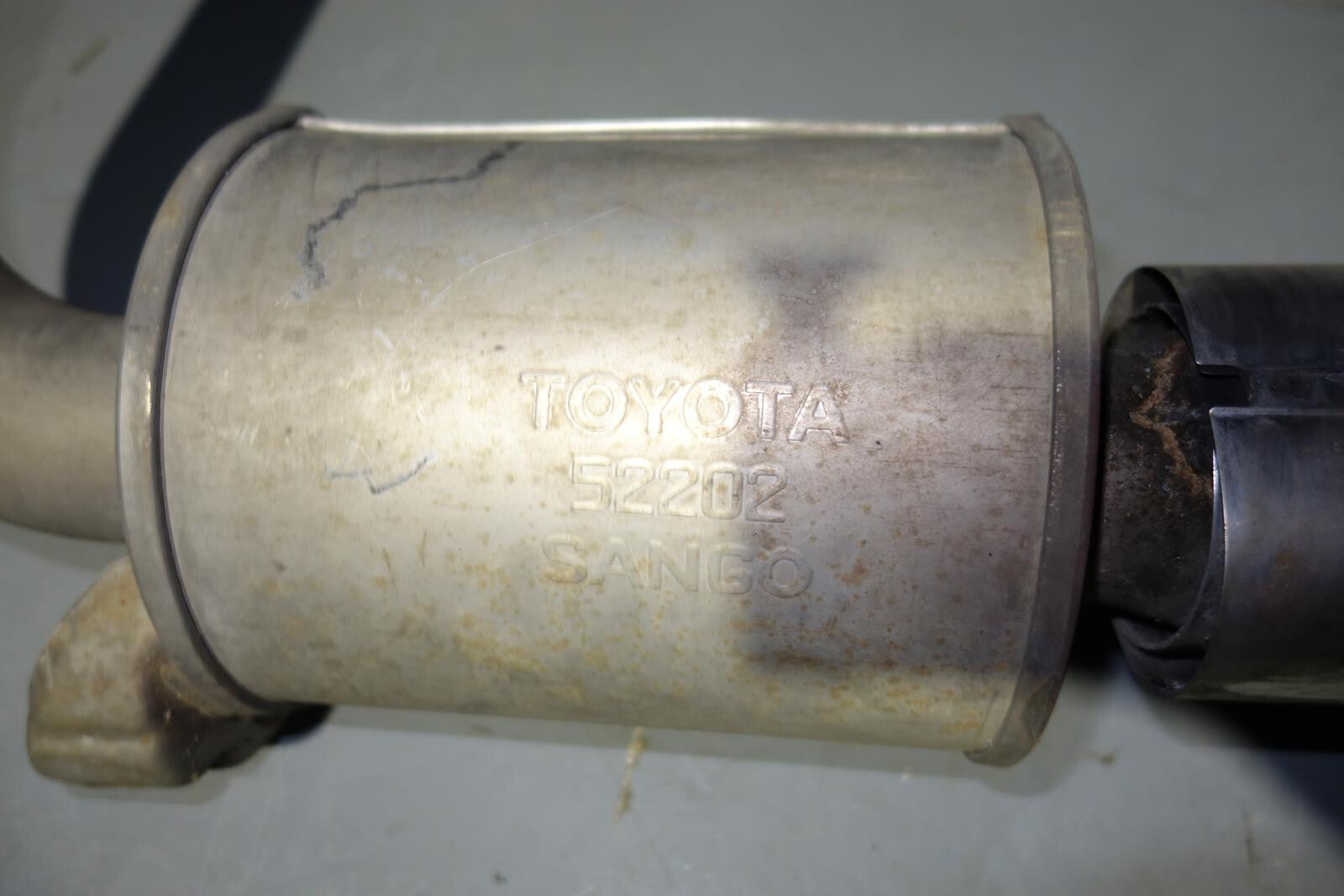 JDM Toyota Celica GT-S OEM TOYOTA SANGO Exhaust Muffler 2000-2005 ZZT231