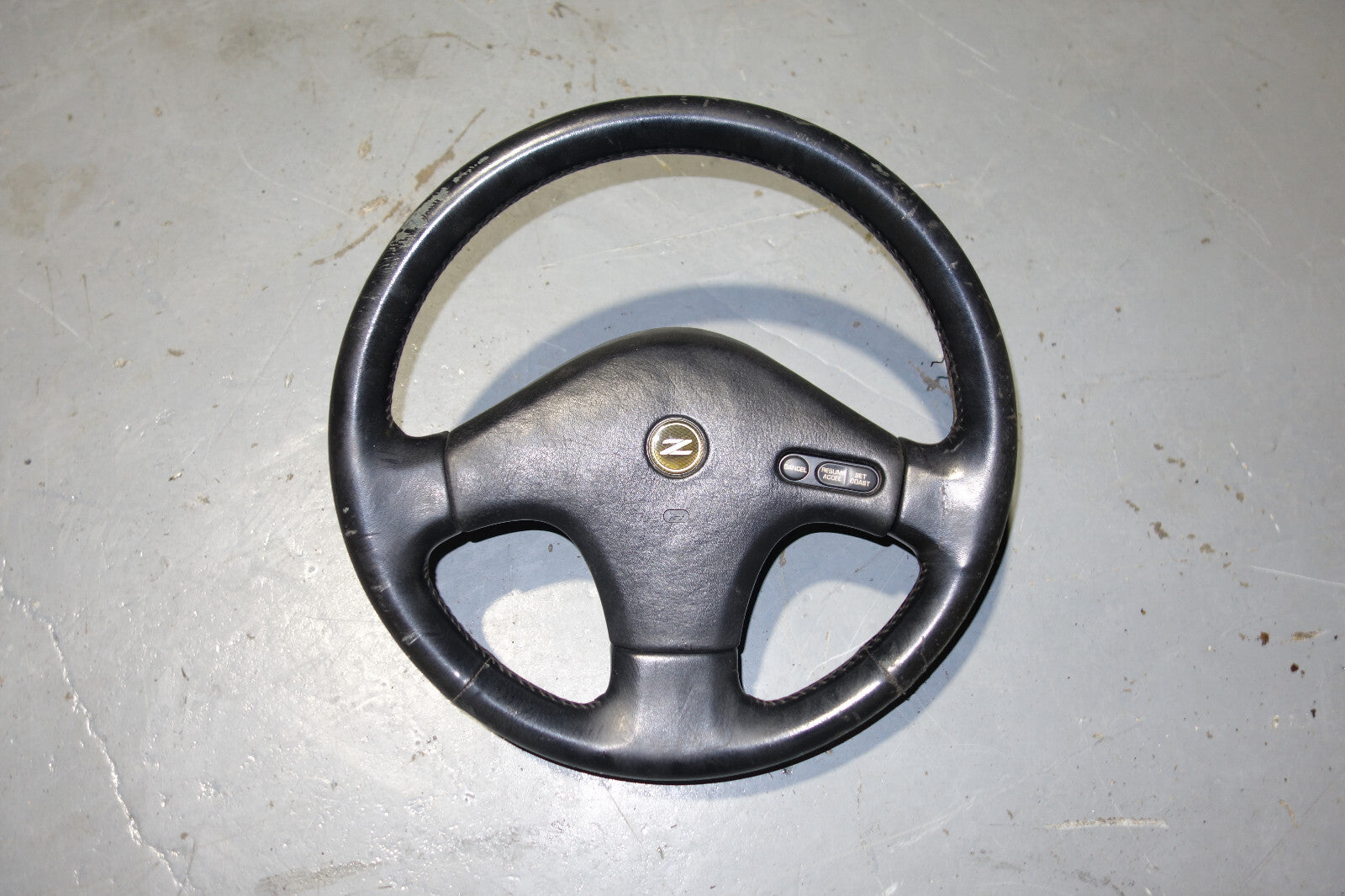 JDM Nissan 300ZX Fairlady Z OEM Steering Wheel Z32 1990-1996