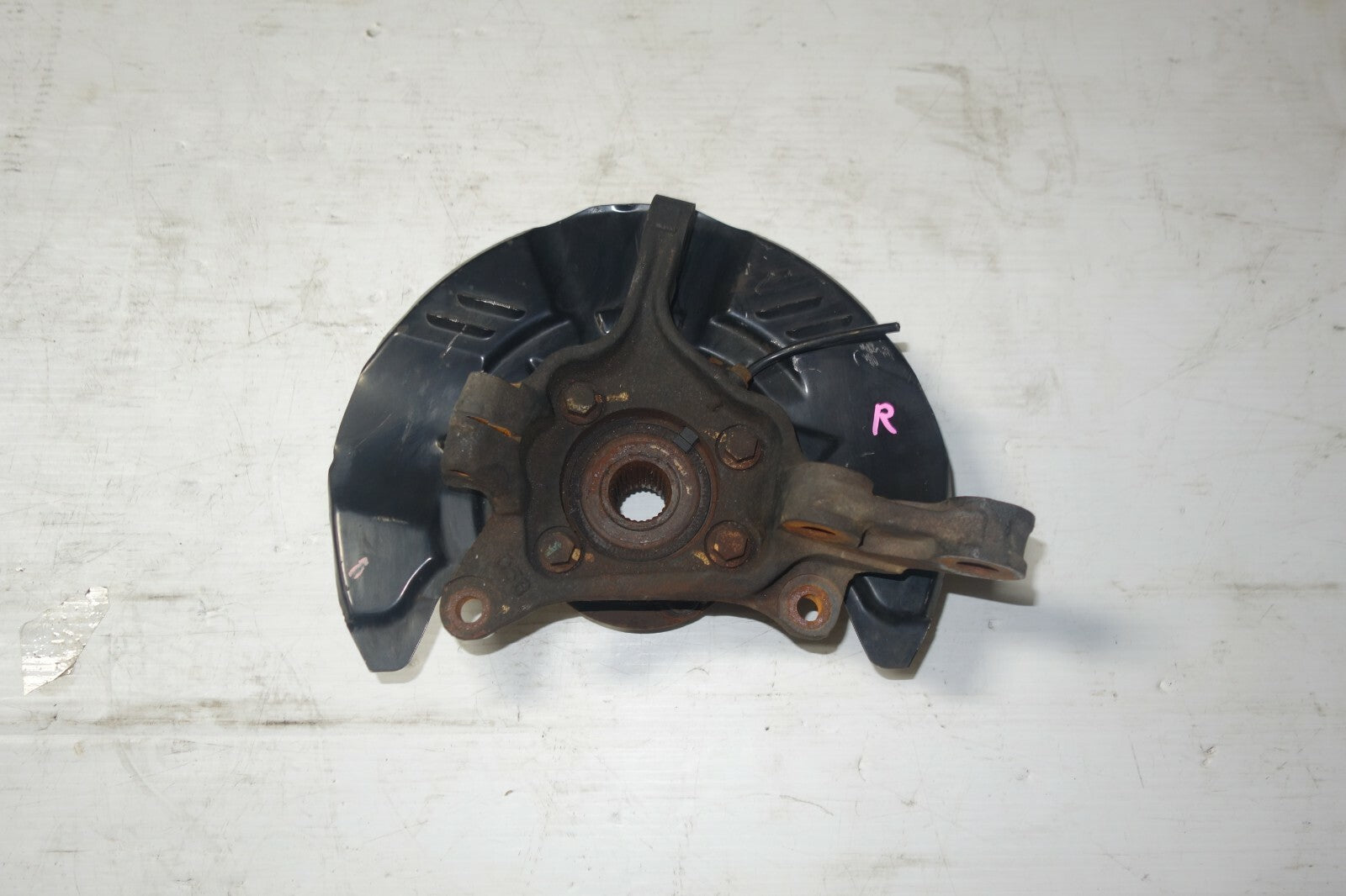 JDM 08-14 SUBARU IMPREZA WRX OEM FRONT GENUINE RIGHT KNUCKLE SPINDLE HUB GENUINE