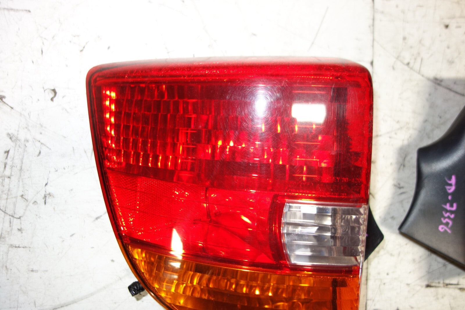 JDM 2000-2005 TOYOTA CELICA OEM TAIL LIGHTS LEFT & RIGHT TAIL LAMPS 2000-2005