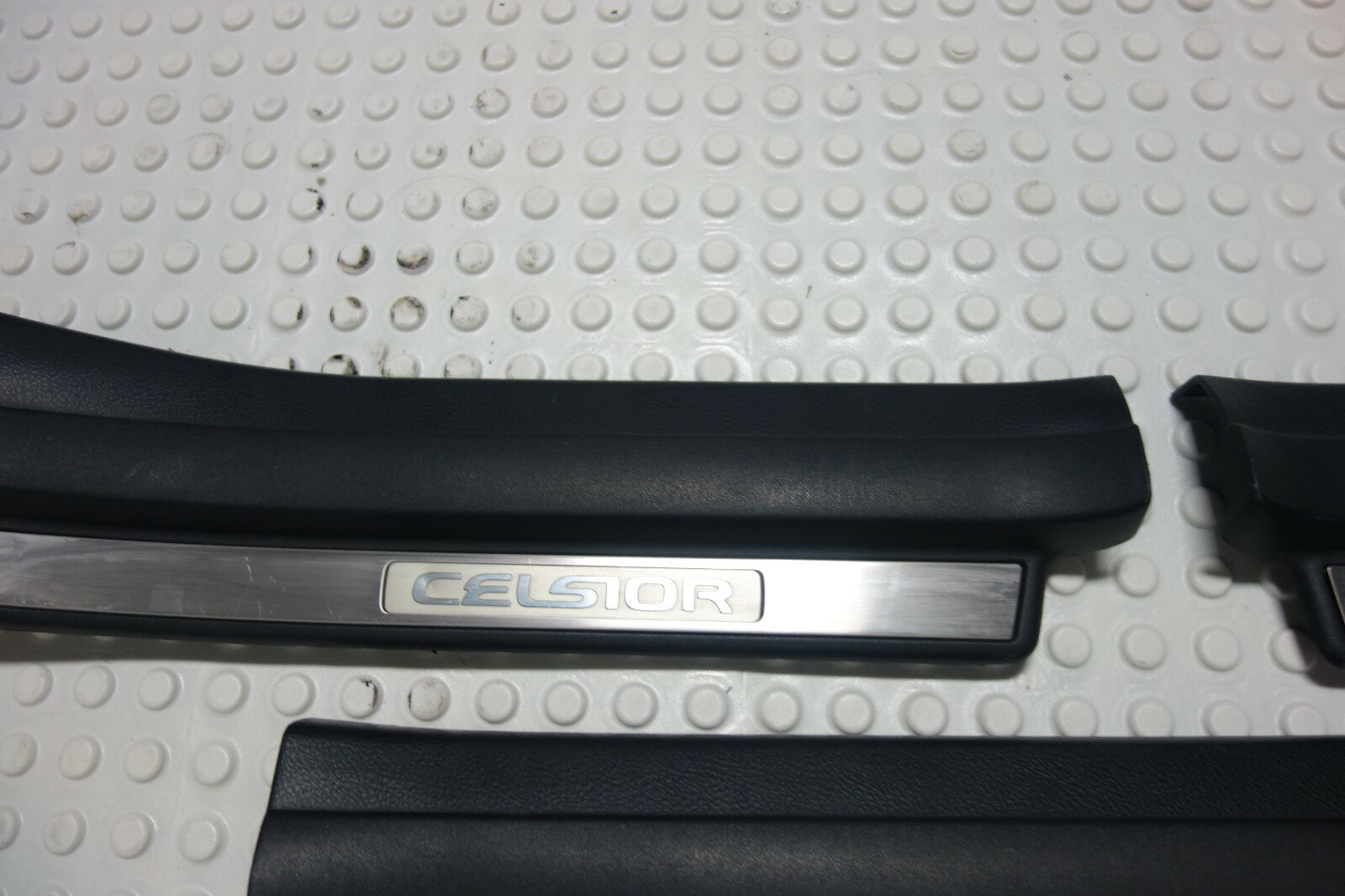Lexus LS430 / Celsior OEM Door Sill Plates Set Genuine UCF31 2001-2006