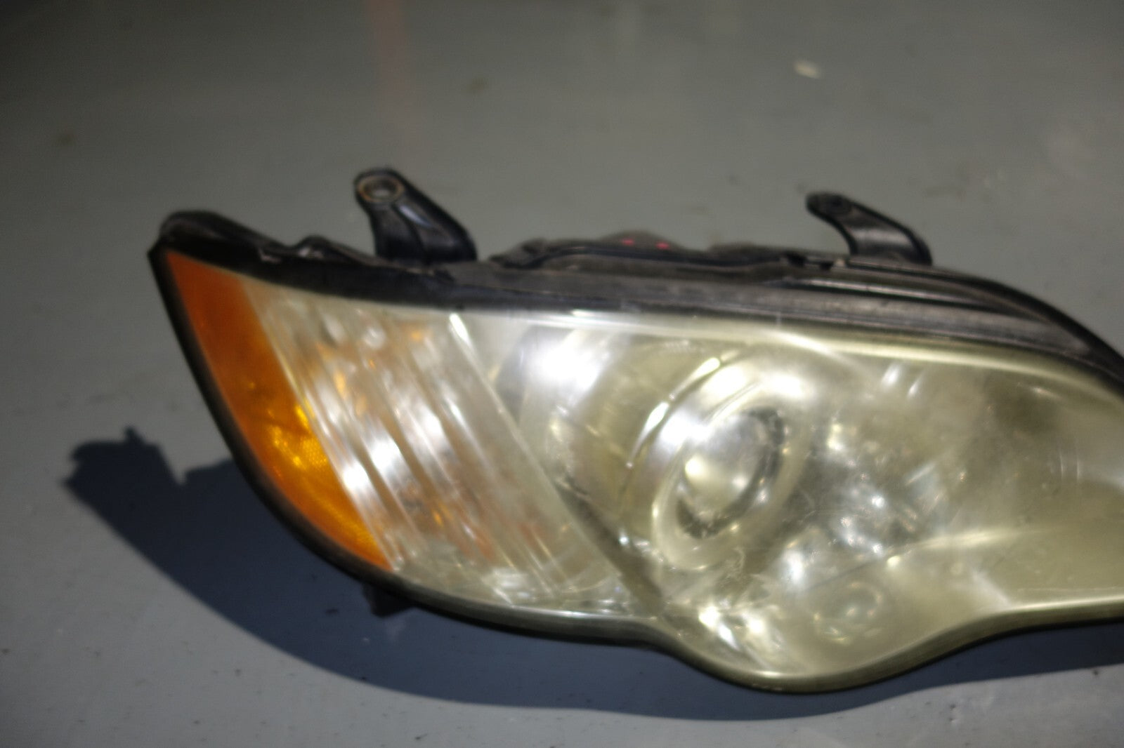 2008-2009 GENUINE SUBARU LEGACY USED HEAD LIGHTS LAMPS BLE BP5 BP9