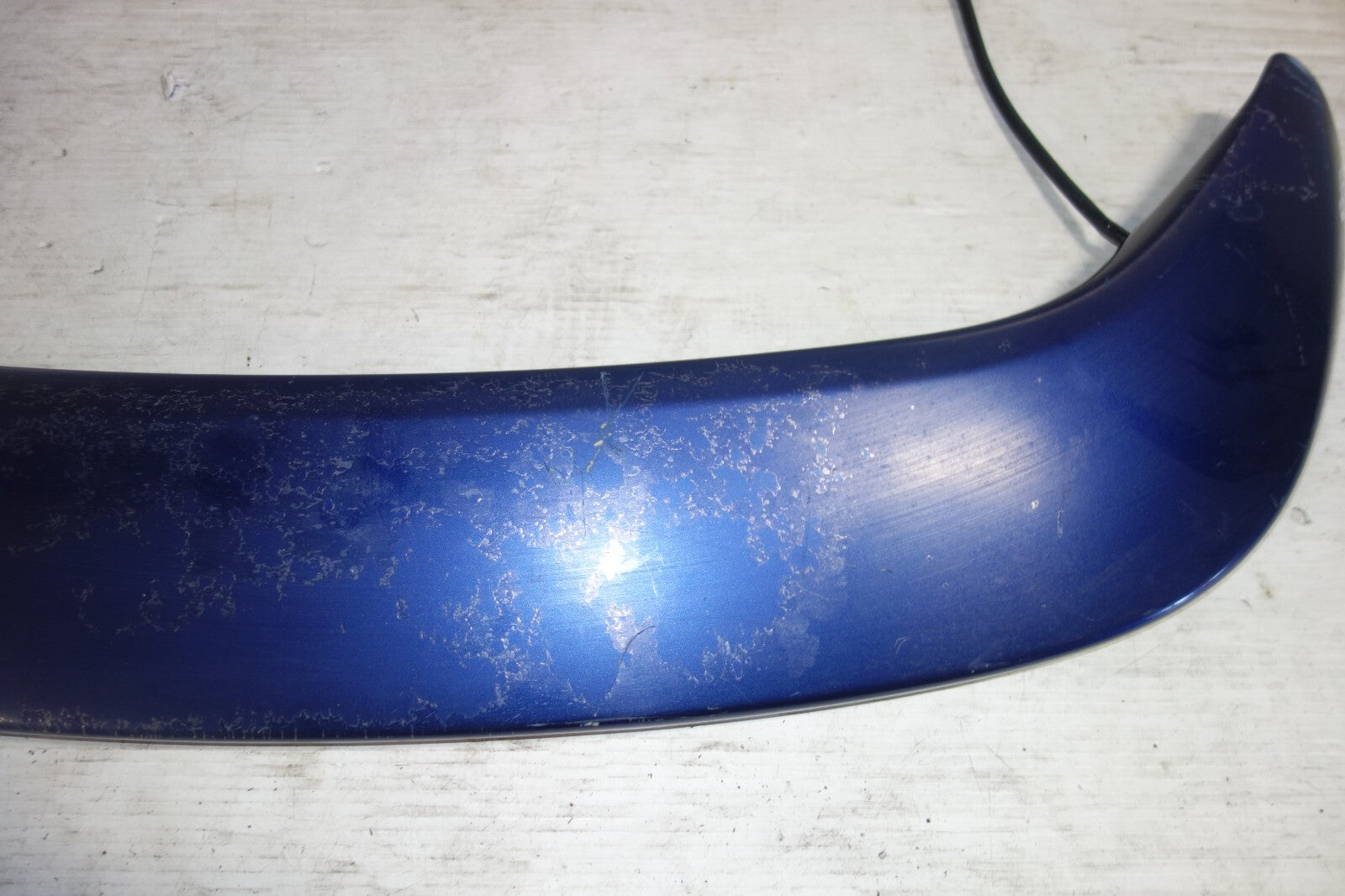 JDM 2000-2004 SUBARU LEGACY WAGON OEM USED REAR SPOILER WING WAGON BH5 2000-2004