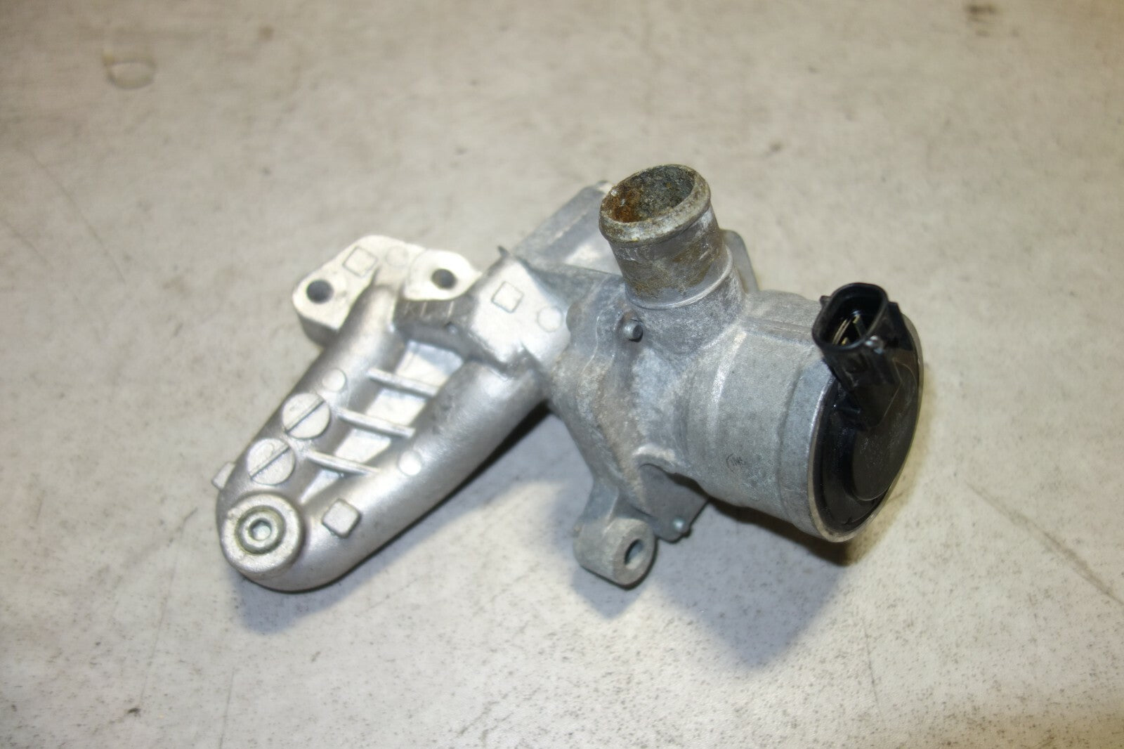 2008-2014 SUBARU IMPREZA WRX EGR VALVE AIR SUCTION ASSEMBLY OEM 14845AA260
