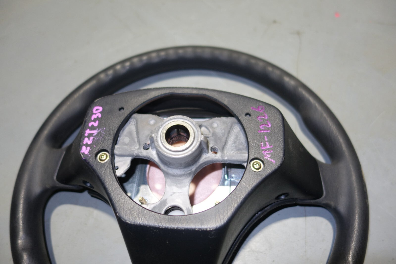JDM Toyota Celica Steering Wheel & hub ZZT231 ZZT230 2001-2005