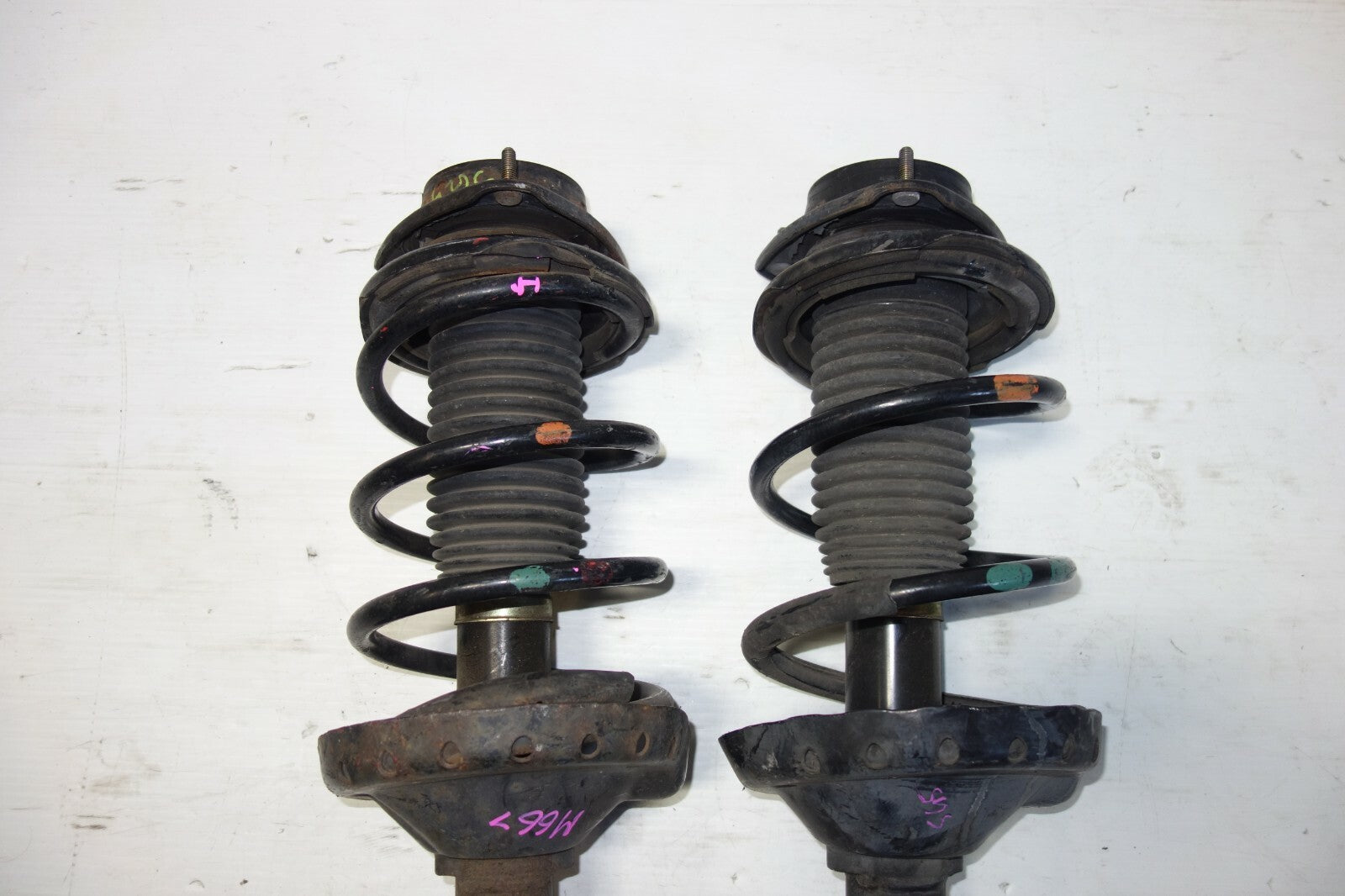 JDM 2003-2008 SUBARU FORESTER SG5 SG9 OEM KYB FRONT SHOCKS STRUTS COIL SPRINGS