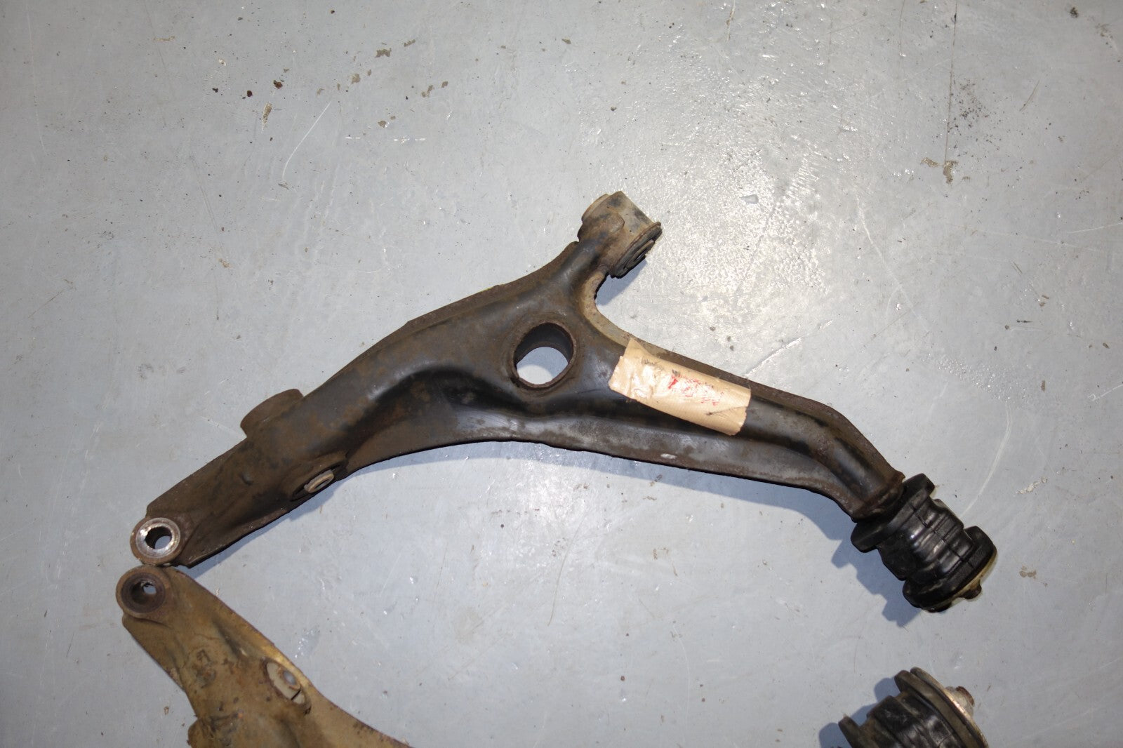 JDM 1996-2000 HONDA DOMANI OEM GENUINE FRONT LOWER CONTROL ARM MB3 MB4 PAIR