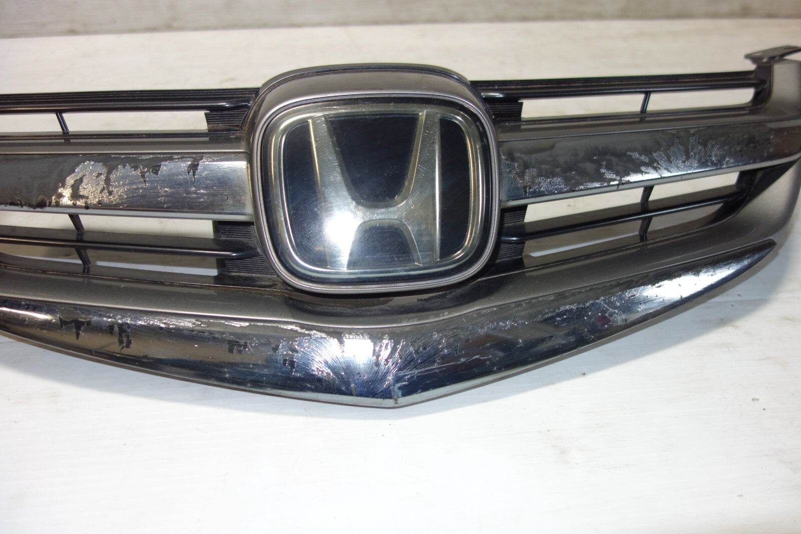 JDM 2005-2008 ACURA RL KB1 OEM FRONT GRILLE HONDA LEGEND KB1 GRILL