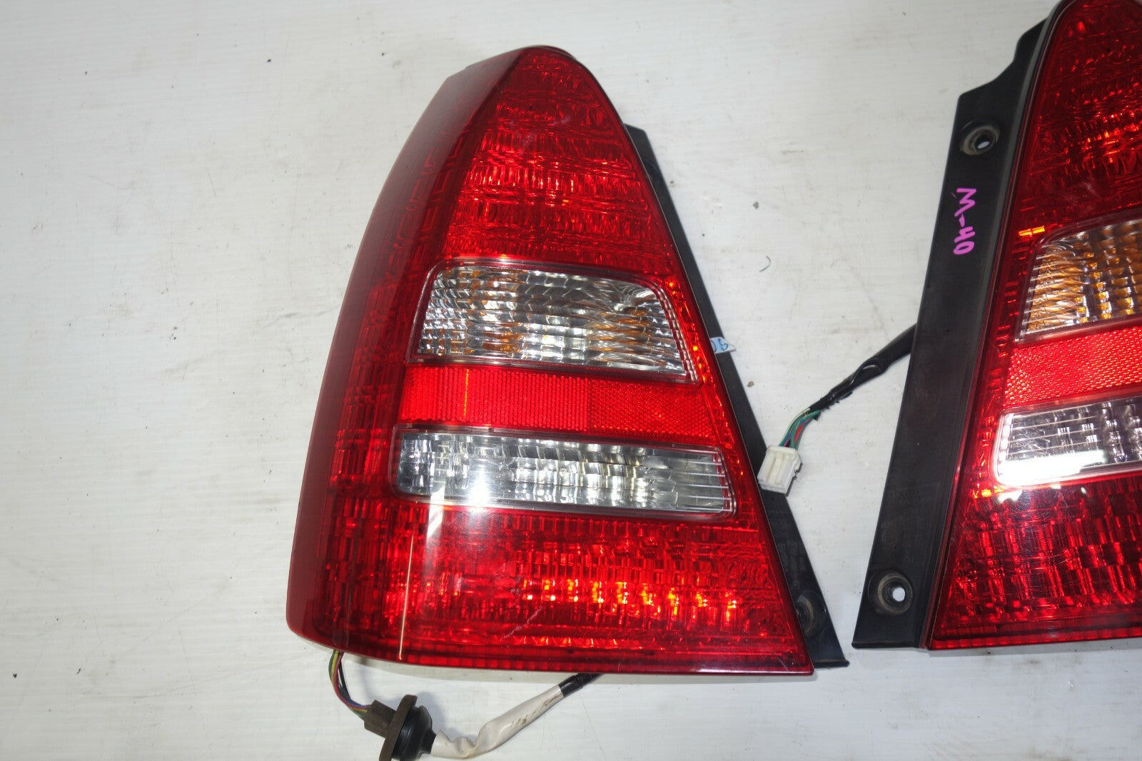 JDM 2003-2005 SUBARU FORESTER SG5 SG OEM TAIL LIGHTS LAMPS LEFT & RIGHT SIDE SET