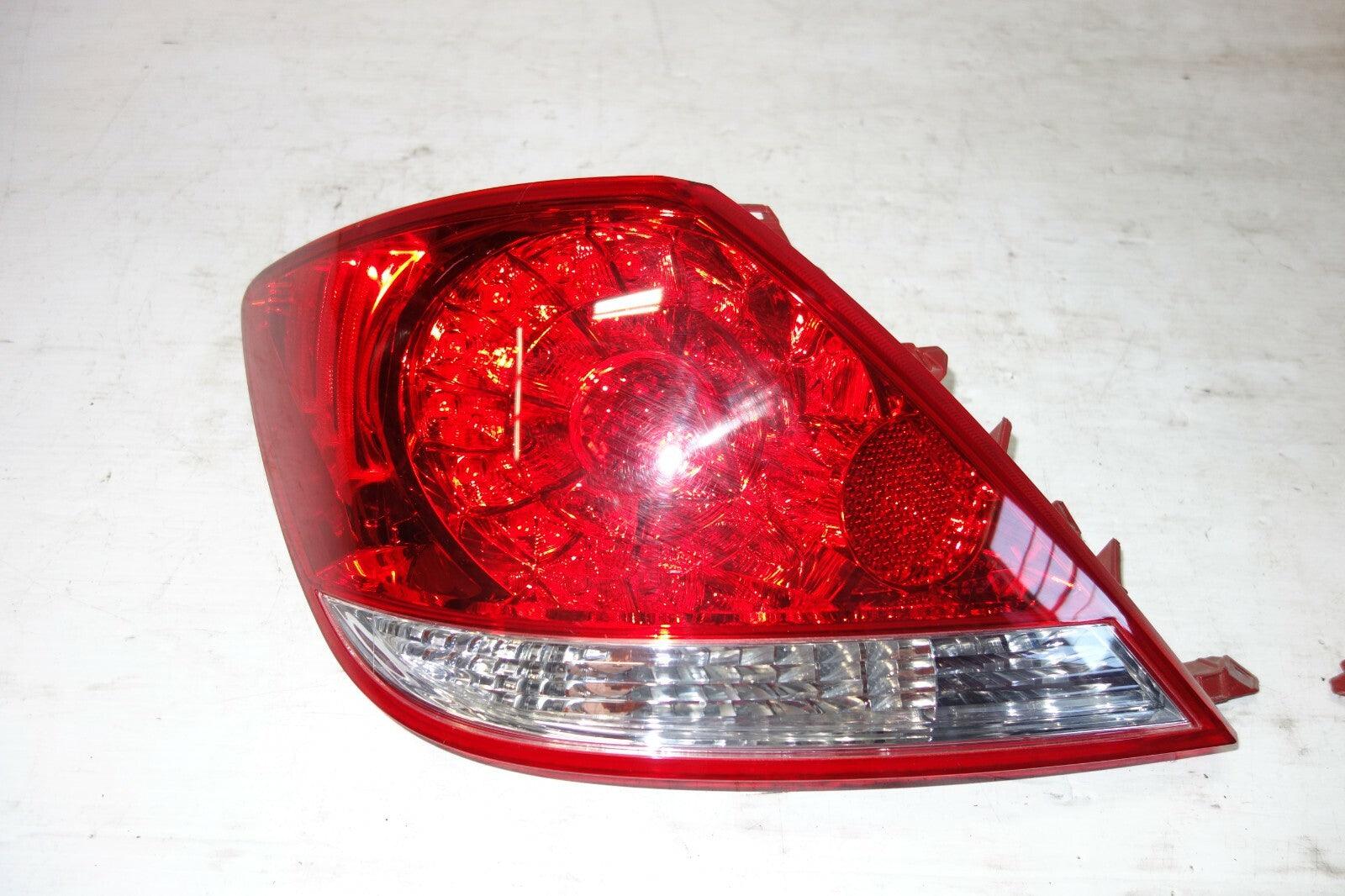 JDM ACURA RL KB1 OEM GENUINE TAIL LIGHTS PAIR TAILLIGHTS LEFT & RIGHT 2005-2008