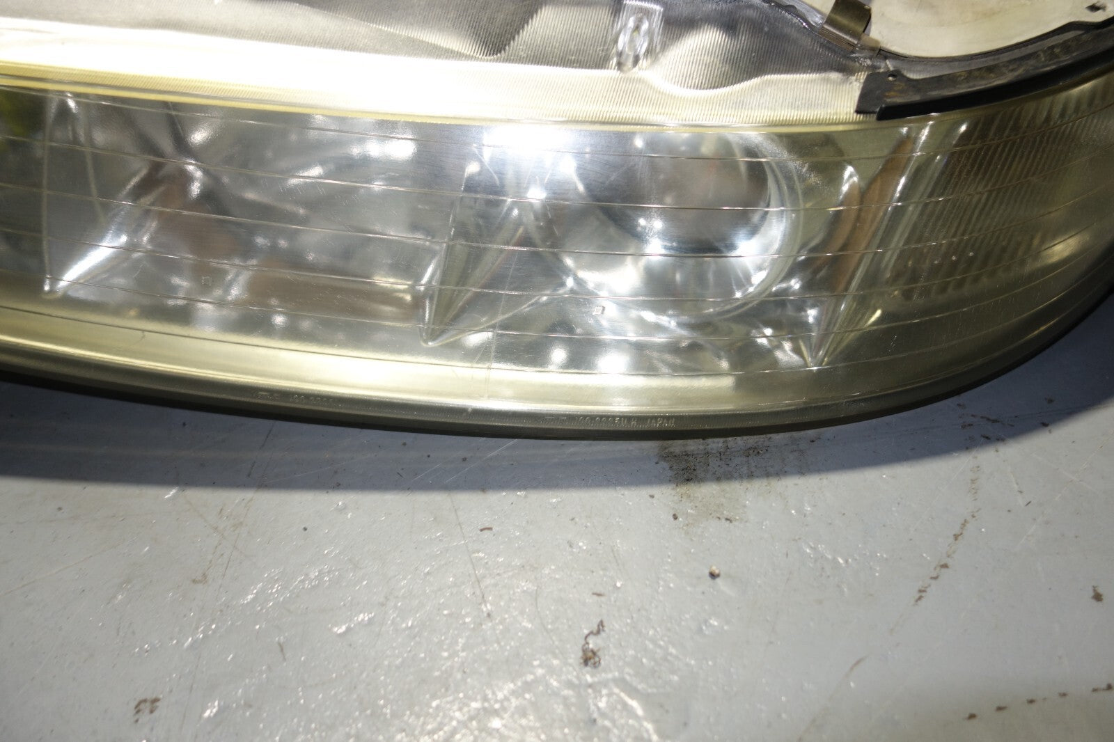 JDM 1994-2001 HONDA ACURA INTEGRA HEAD LIGHT DC2 OEM LEFT DRIVER SIDE USED