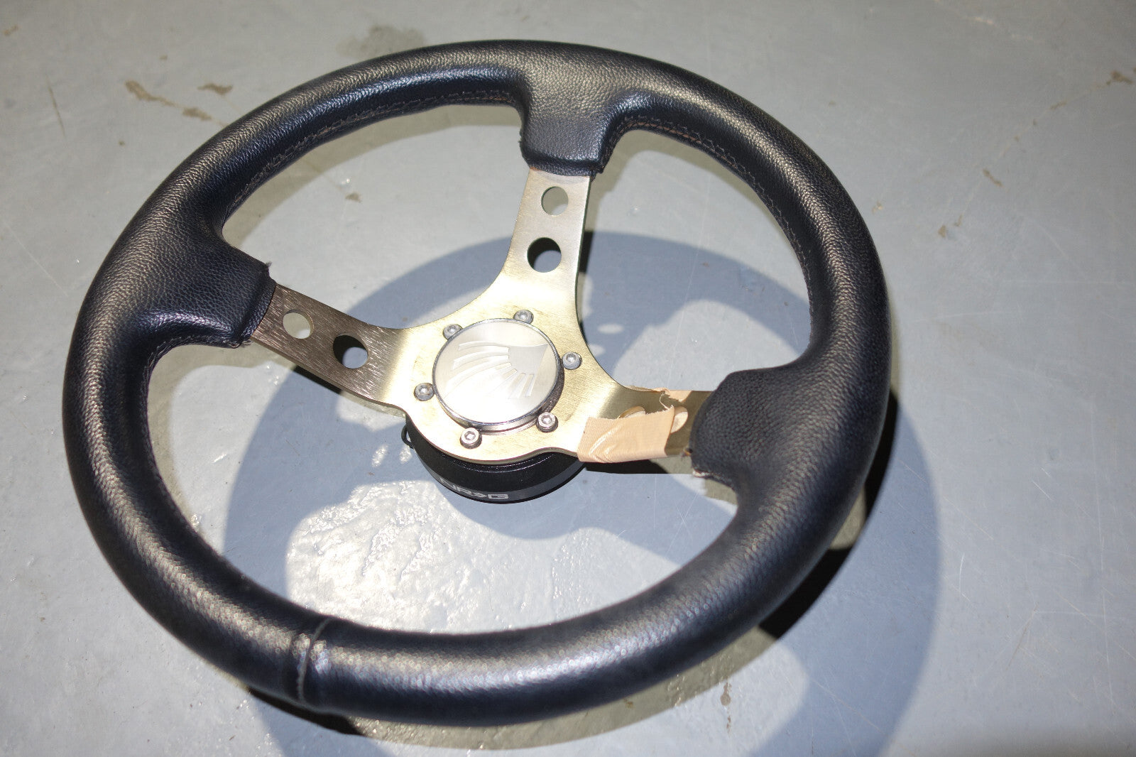 JDM Toyota Celica Steering Wheel & hub ZZT231 ZZT230 2001-2005