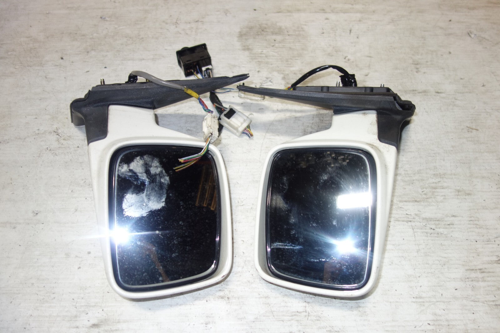 JDM Nissan X-Trail GT OEM Side View Mirrors PNT30 Left Right OEM Japan 2000-2006
