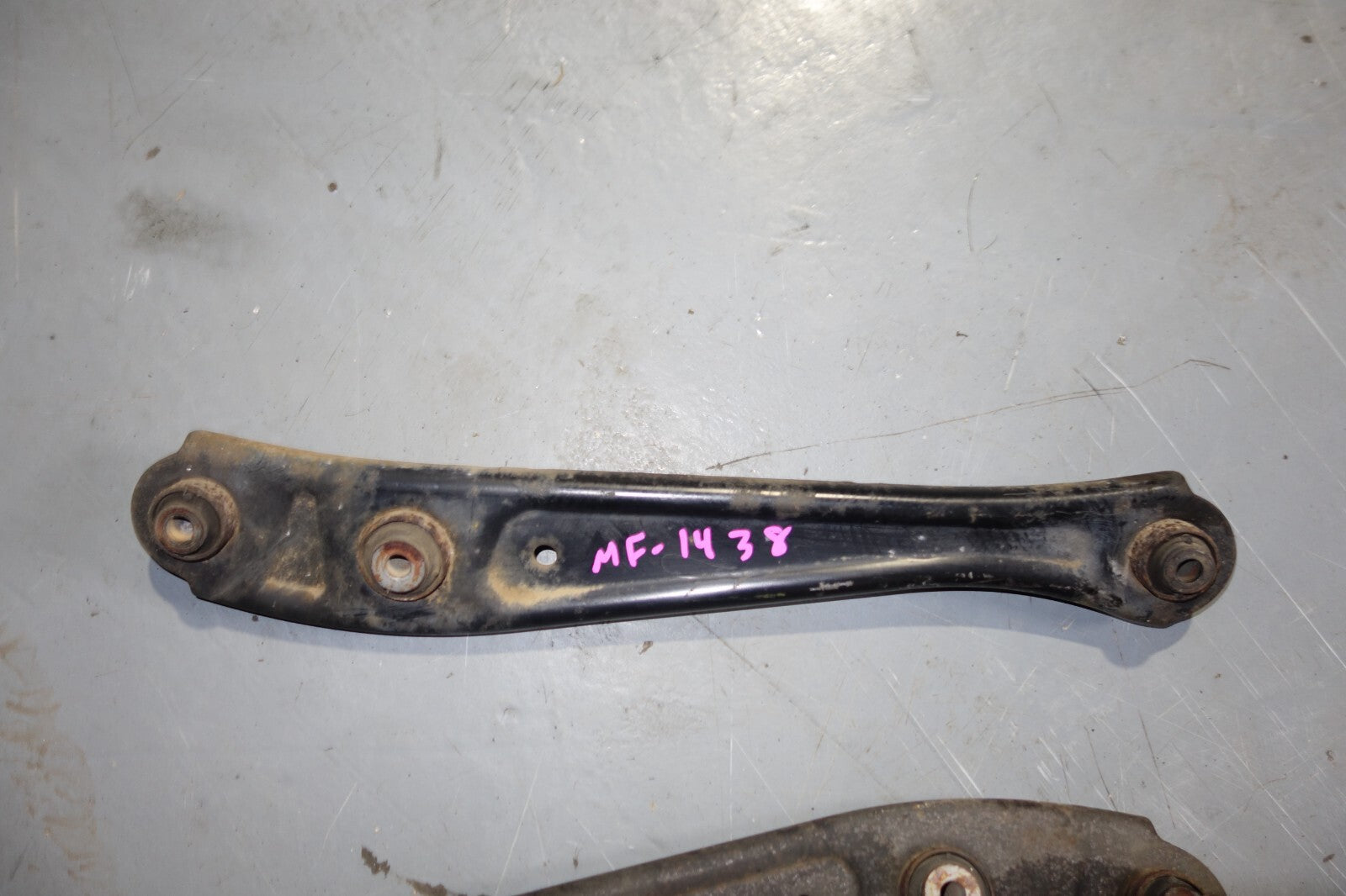 JDM 1996-2000 ACURA EL OEM GENUINE REAR LOWER CONTROL ARM PAIR