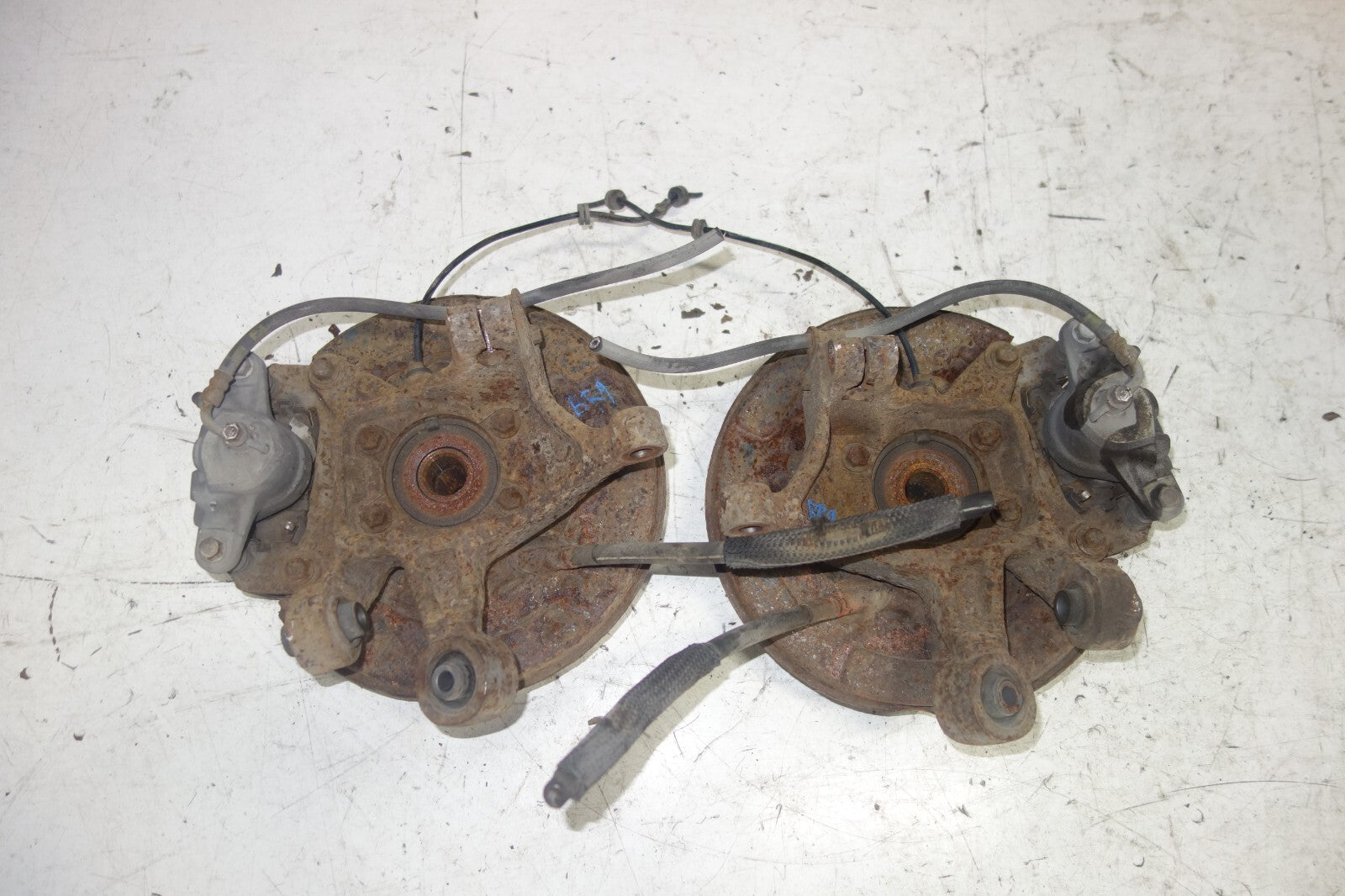 JDM Subaru Legacy Rear Spindle Hub Caliper Knuckles Left & Right BR9 2010-2014
