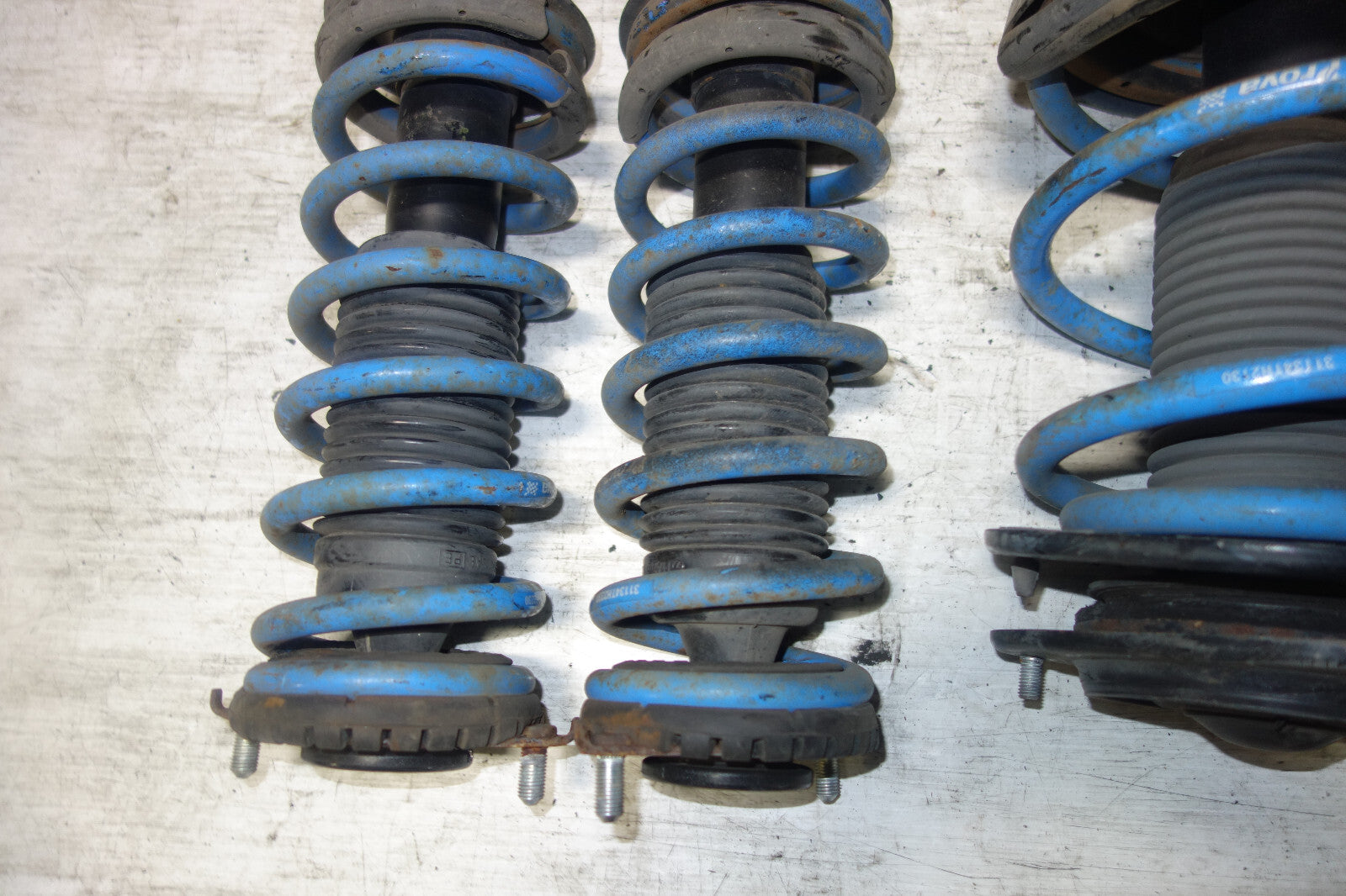 JDM Subaru Legacy Spec-B KYB Shocks Struts Prova Coil Springs 2005-2009