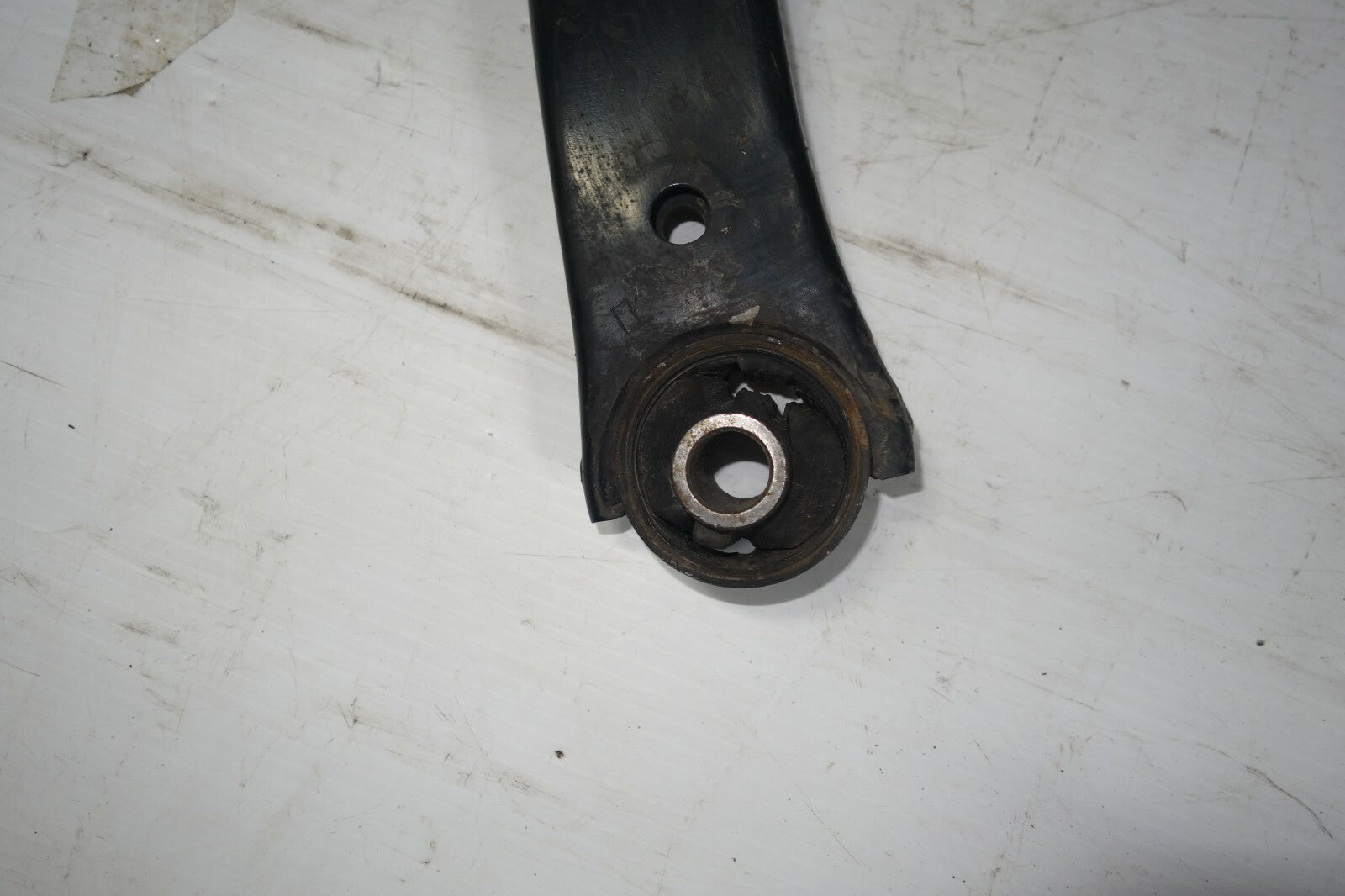JDM 2005-2009 SUBARU LEGACY OUTBACK OEM STEEL FRONT RIGHT LOWER CONTROL ARM