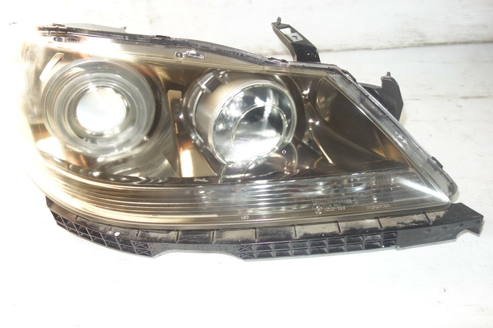 JDM 05-08 GENUINE ACURA RL CLEAR OEM HID HEAD LIGHTS KB1 HEADLIGHTS PAIR LH & RH
