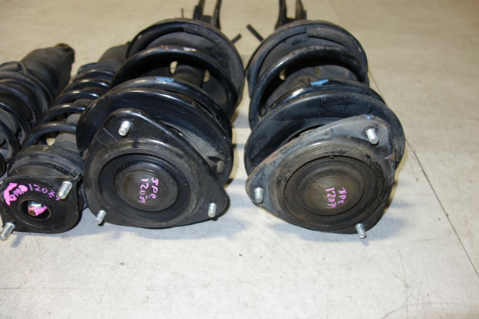 JDM Subaru Legacy Wagon Outback KYB Shocks Coil Springs Strut Suspension 2005-09