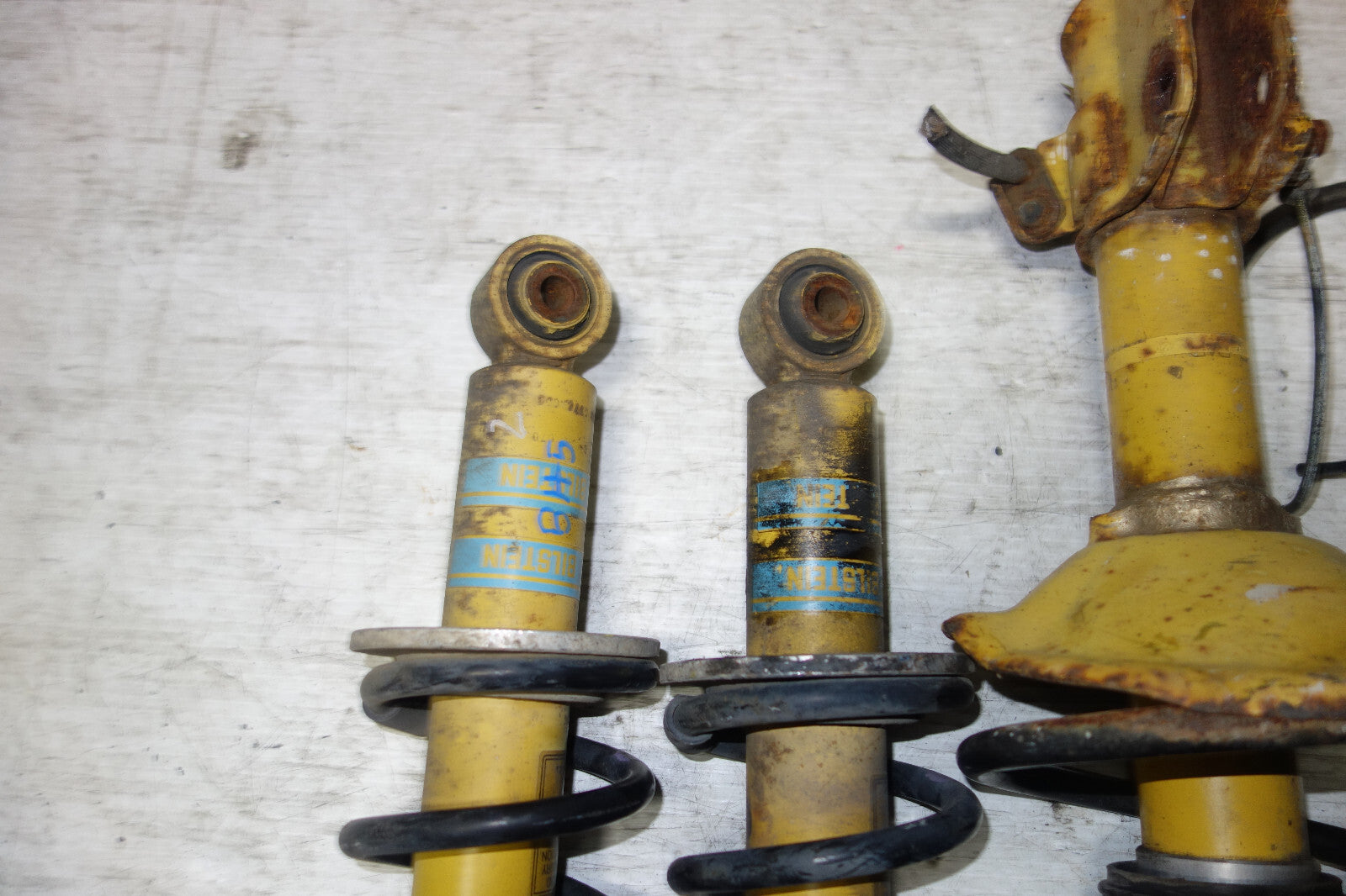 JDM Subaru Legacy Bilstein Front Shocks Coil Springs Strut Suspension 1998-2004