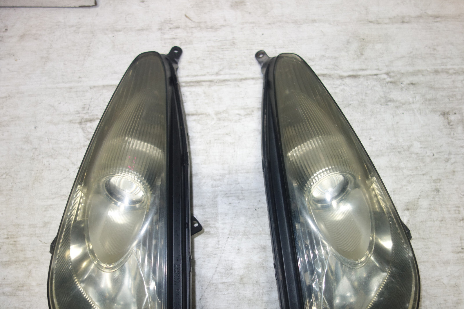 JDM Toyota Celica OEM Headlights Lights Head Lamps 2000 2001 2002 2003 2004 2005