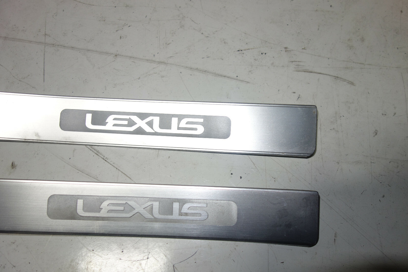JDM Lexus GS350 GS300 Inner Door Sills Scuff Plates 2006-2011 OEM Japan