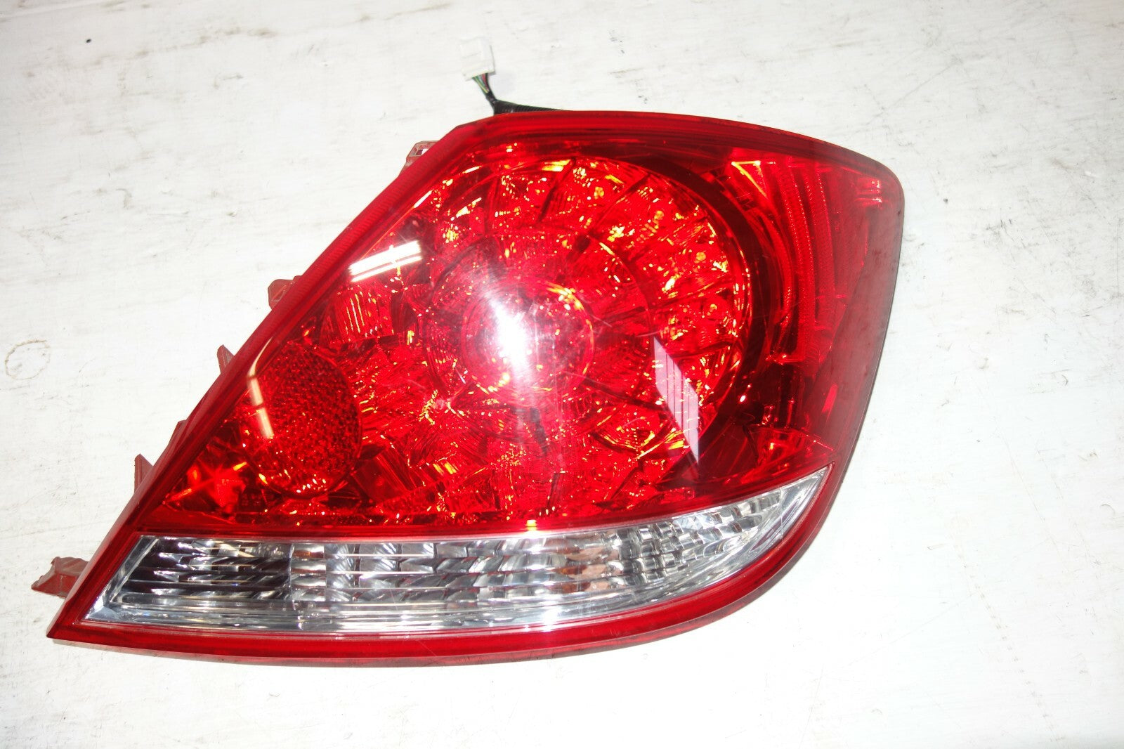 JDM ACURA RL KB1 OEM GENUINE TAIL LIGHTS PAIR TAILLIGHTS LEFT & RIGHT 2005-2008