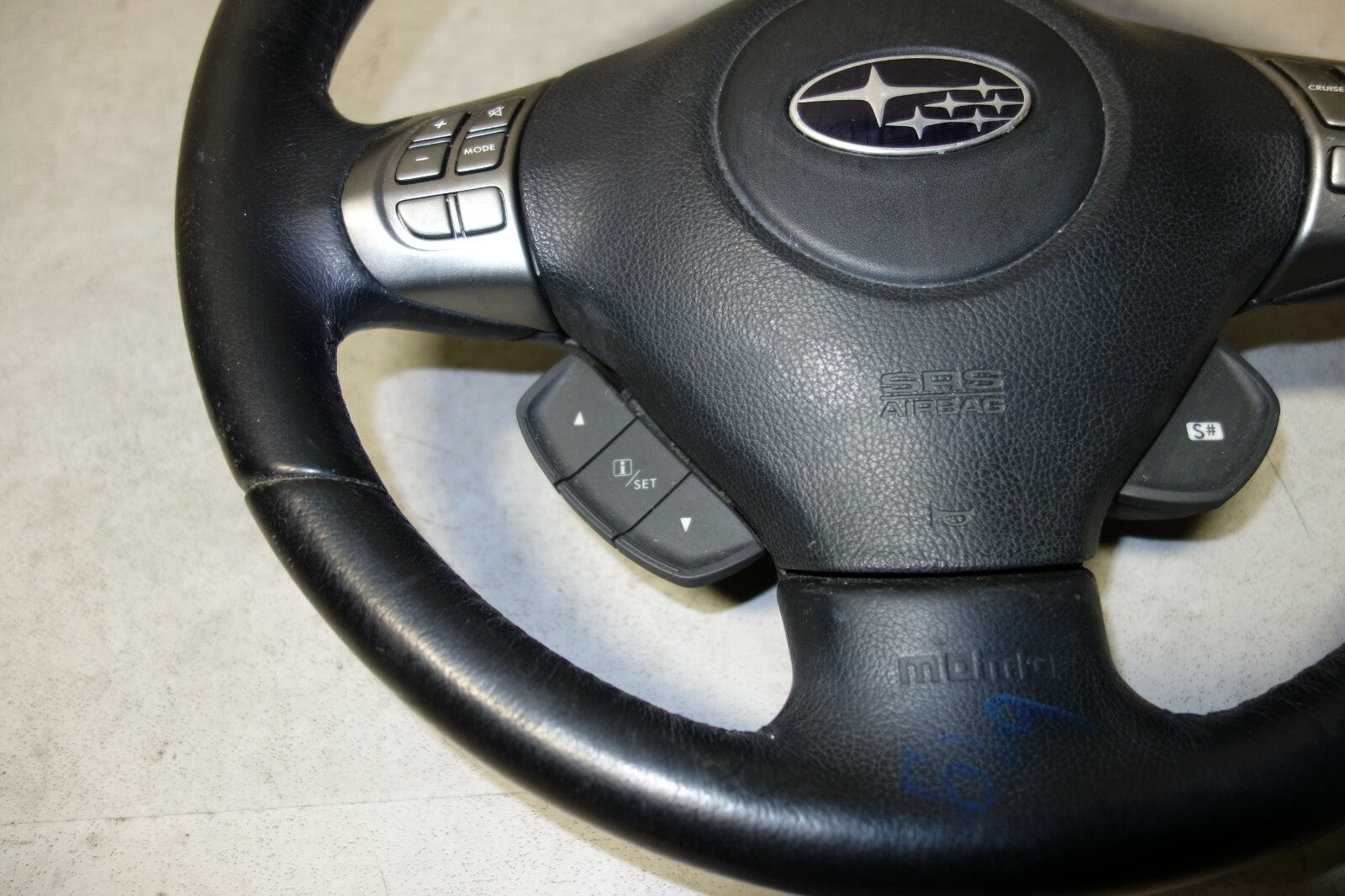 JDM Subaru Impreza WRX Legacy Forester OEM MOMO Steering Wheel & Hub