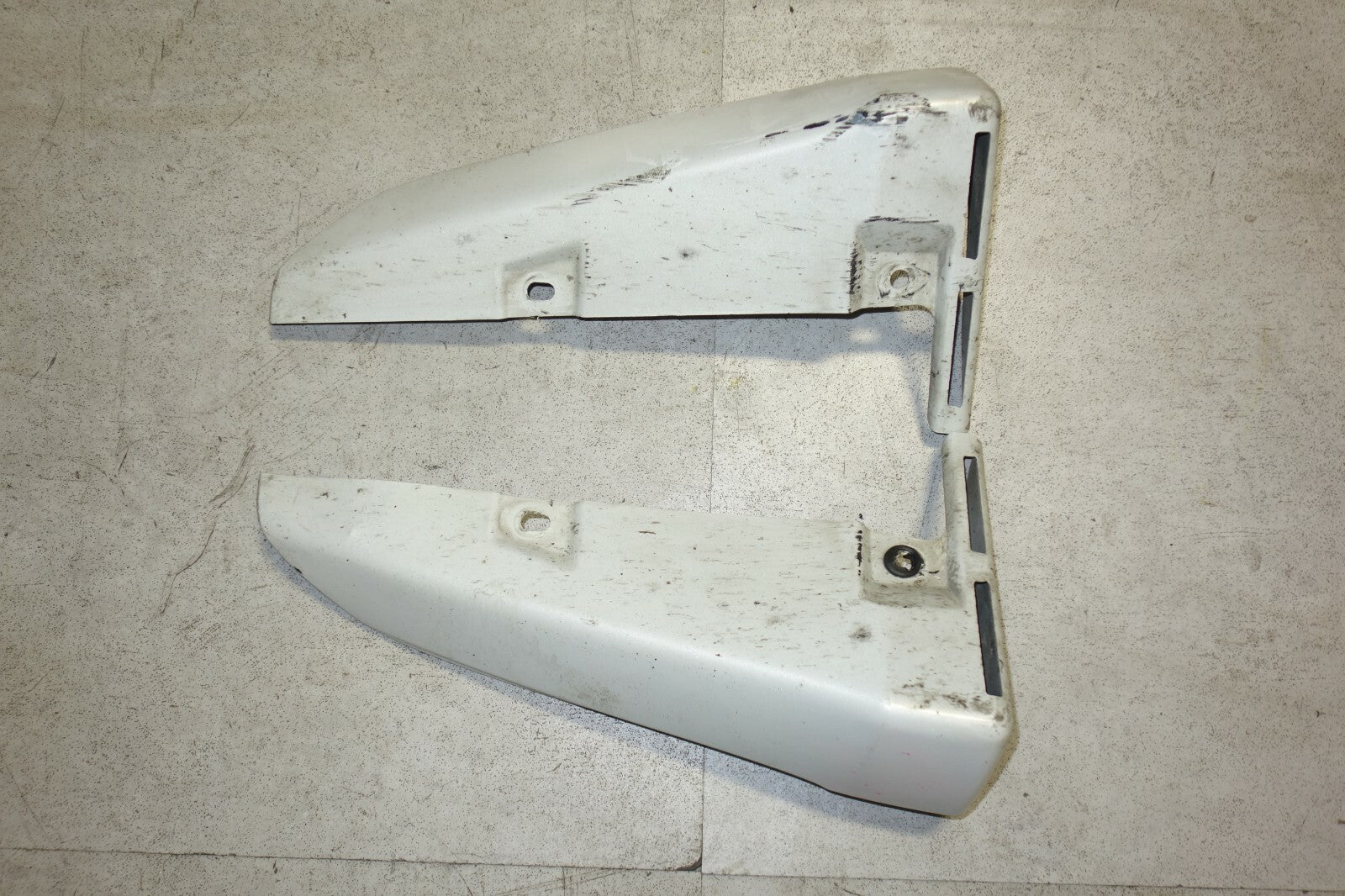 JDM 2005-2009 SUBARU LEGACY OEM SPEC-B REAR BUMPER AERO SPATS VALANCES WAGON