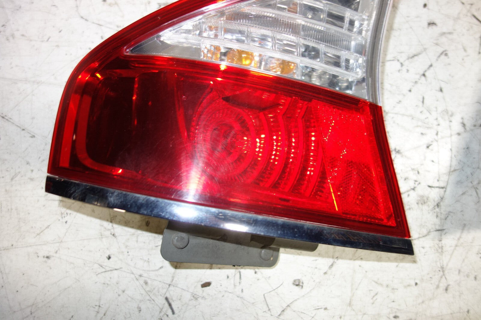 JDM SUBARU LEGACY BL5 OEM USED TAIL LIGHTS LAMPS 4 DOOR SEDAN 2005-2009